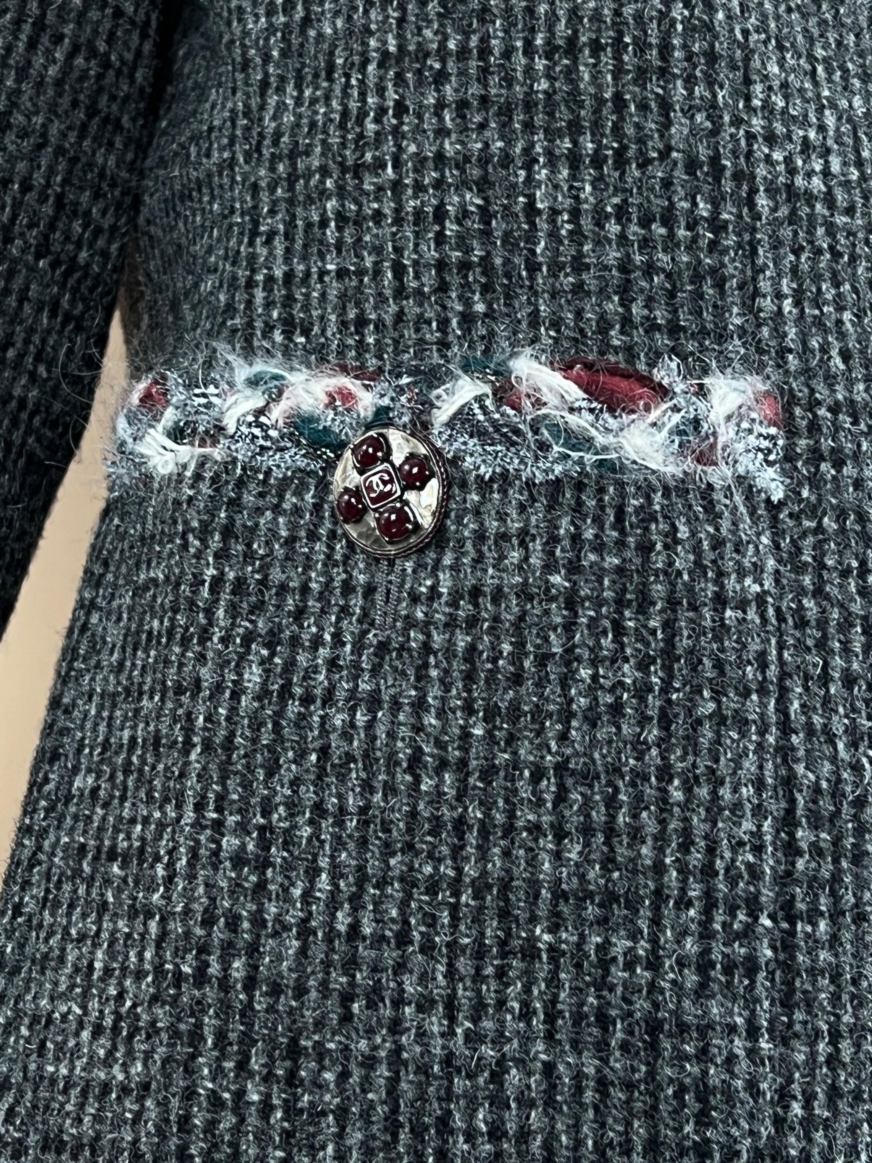Chanel Edinburgh Collection Gripoix Buttons Tweed Jacket 4