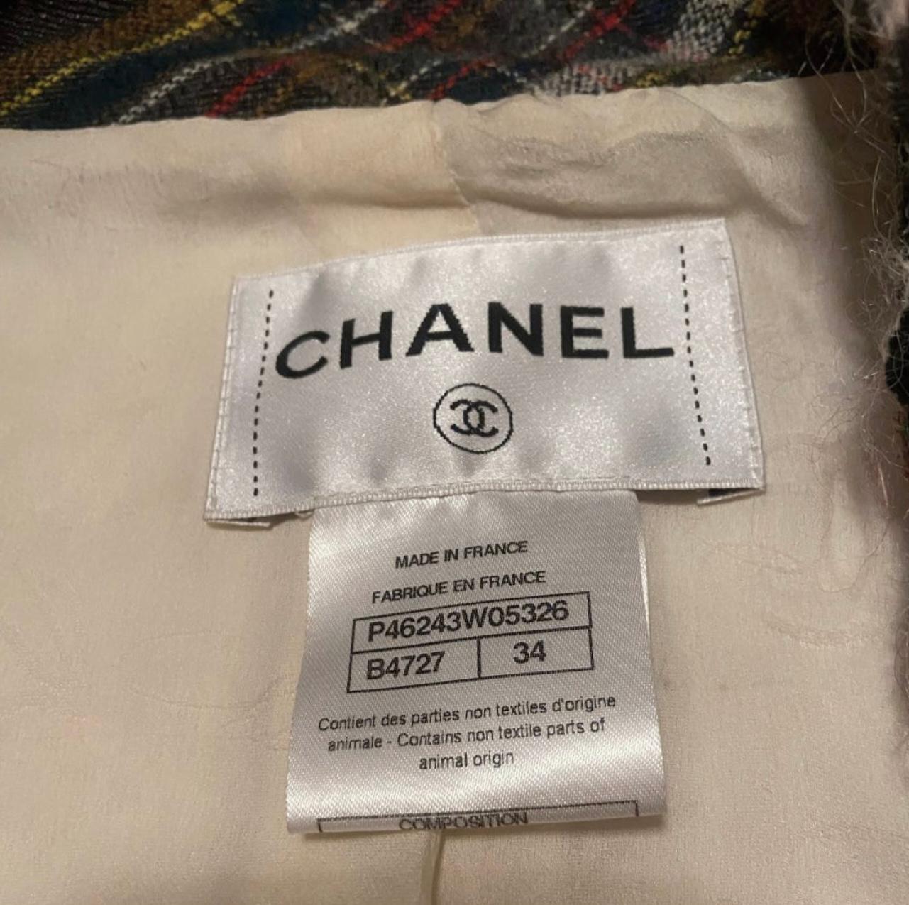 Chanel Edinburgh Rare Faux Fur White Jacket 4
