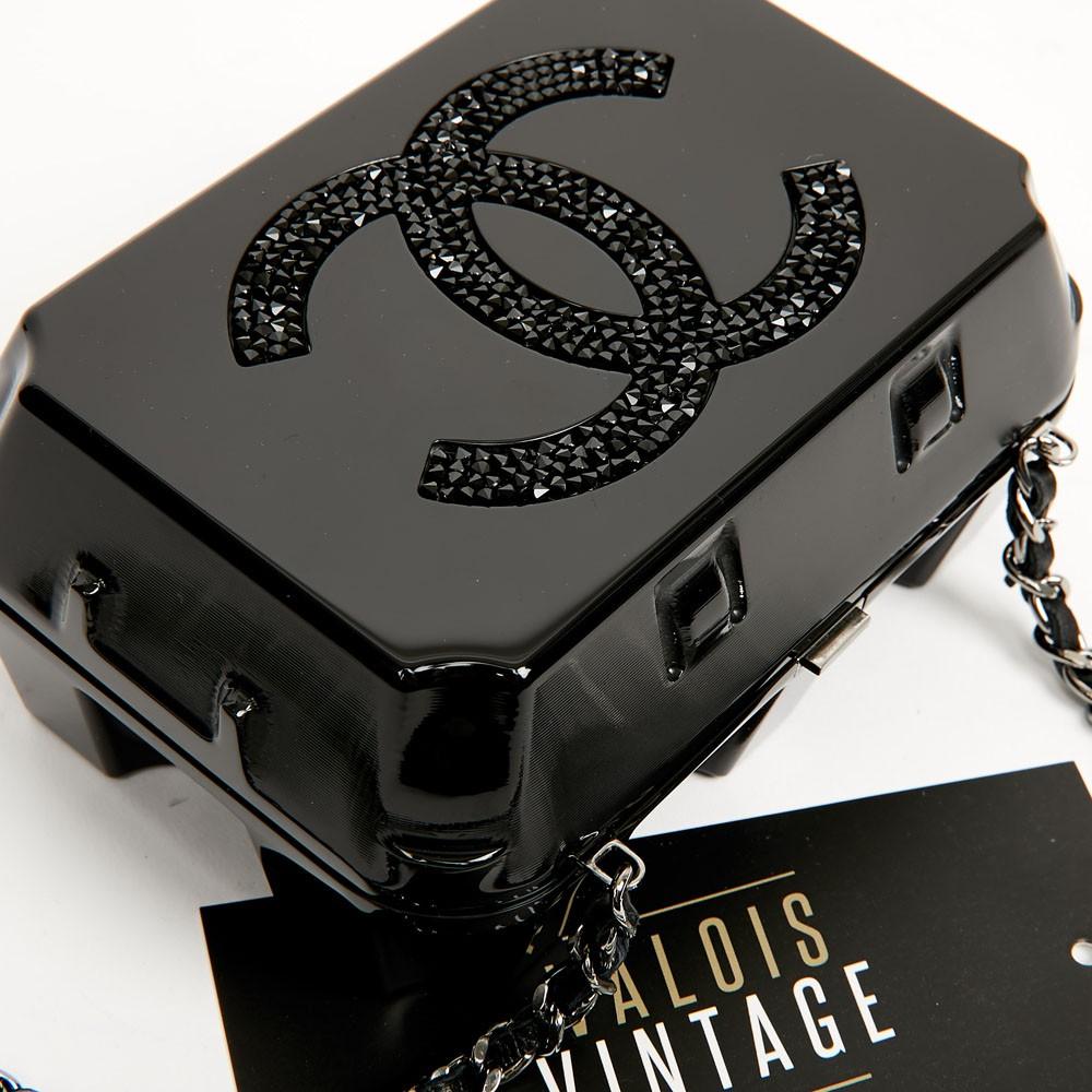 Boîte à bijoux pour le sac à oeufs de Chanel en vente 4