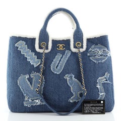 Chanel Ägyptische Hieroglyphen-Tasche aus Denim und Lammfell