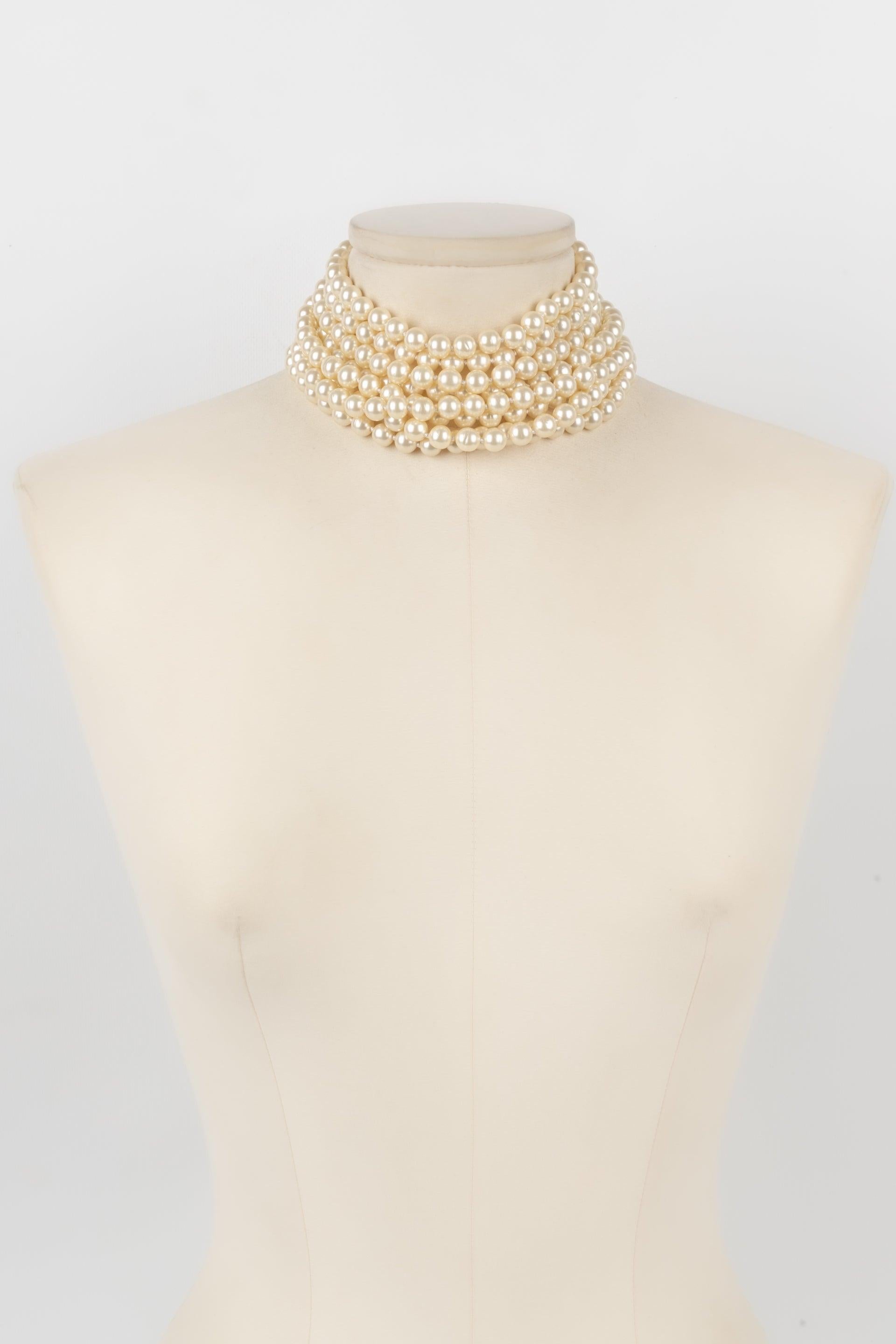 Chanel Eight-row Choker Necklace with Costume Pearls In Excellent Condition In SAINT-OUEN-SUR-SEINE, FR