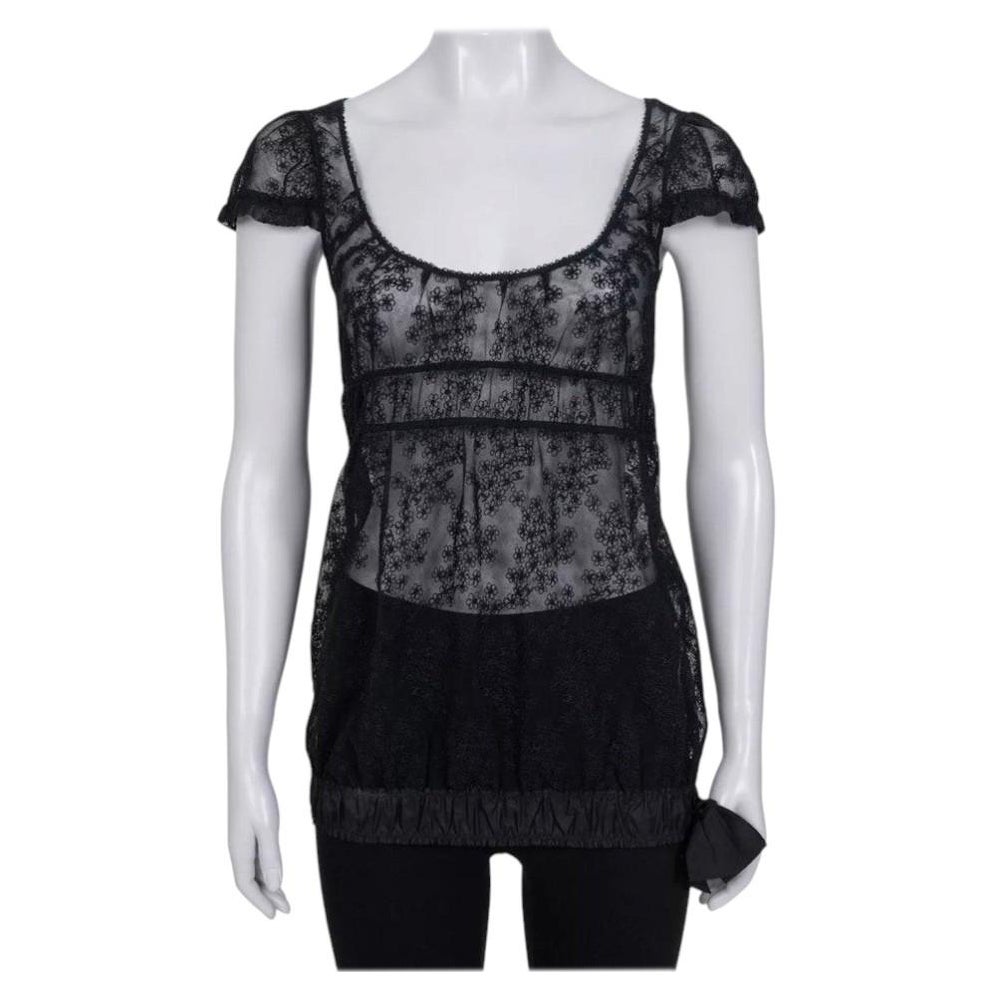 Chanel Elegante Top de Encaje Negro con Lazo - Talla S / FR36