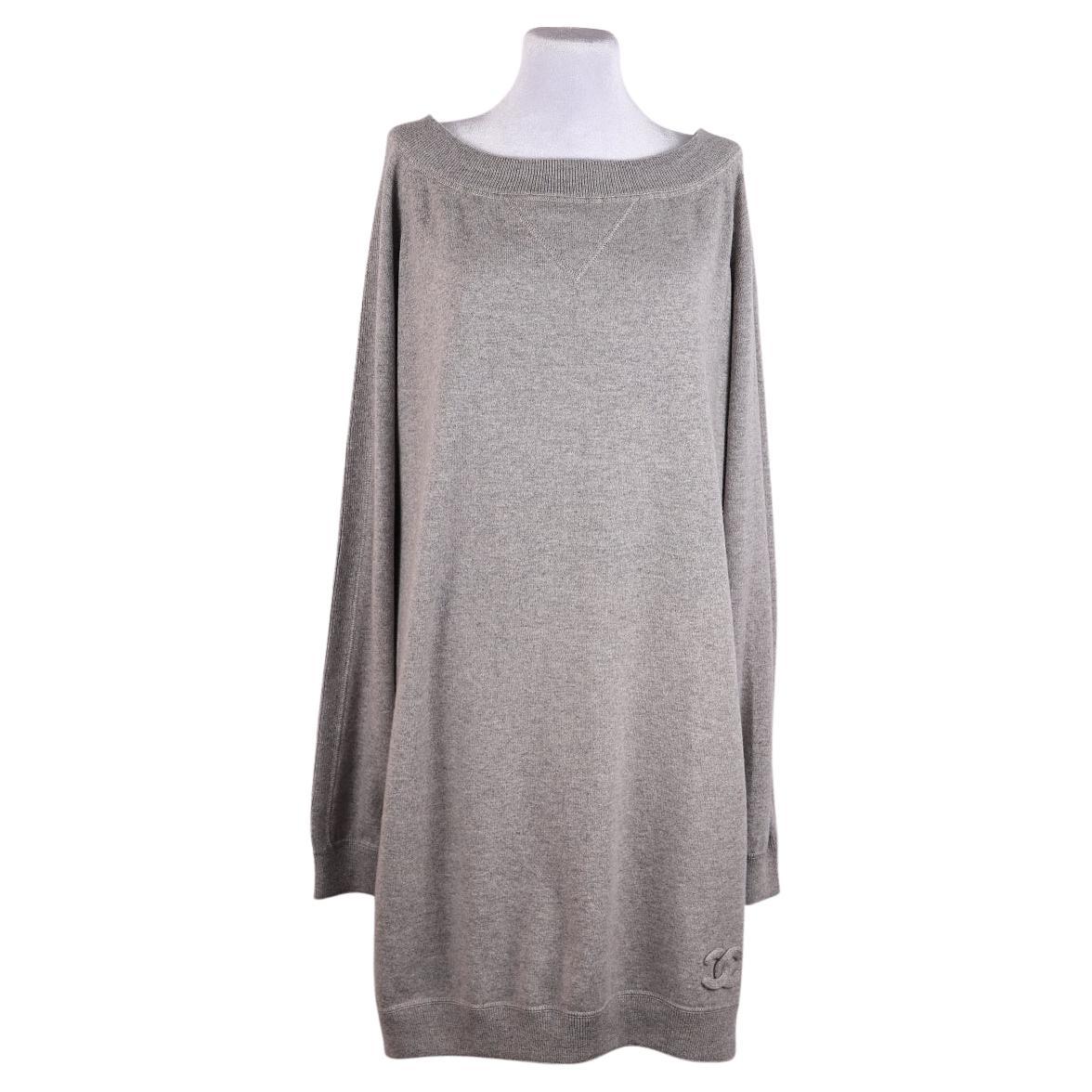 Chanel. Elegant cashmere sweater dress, plus size (50 UK)