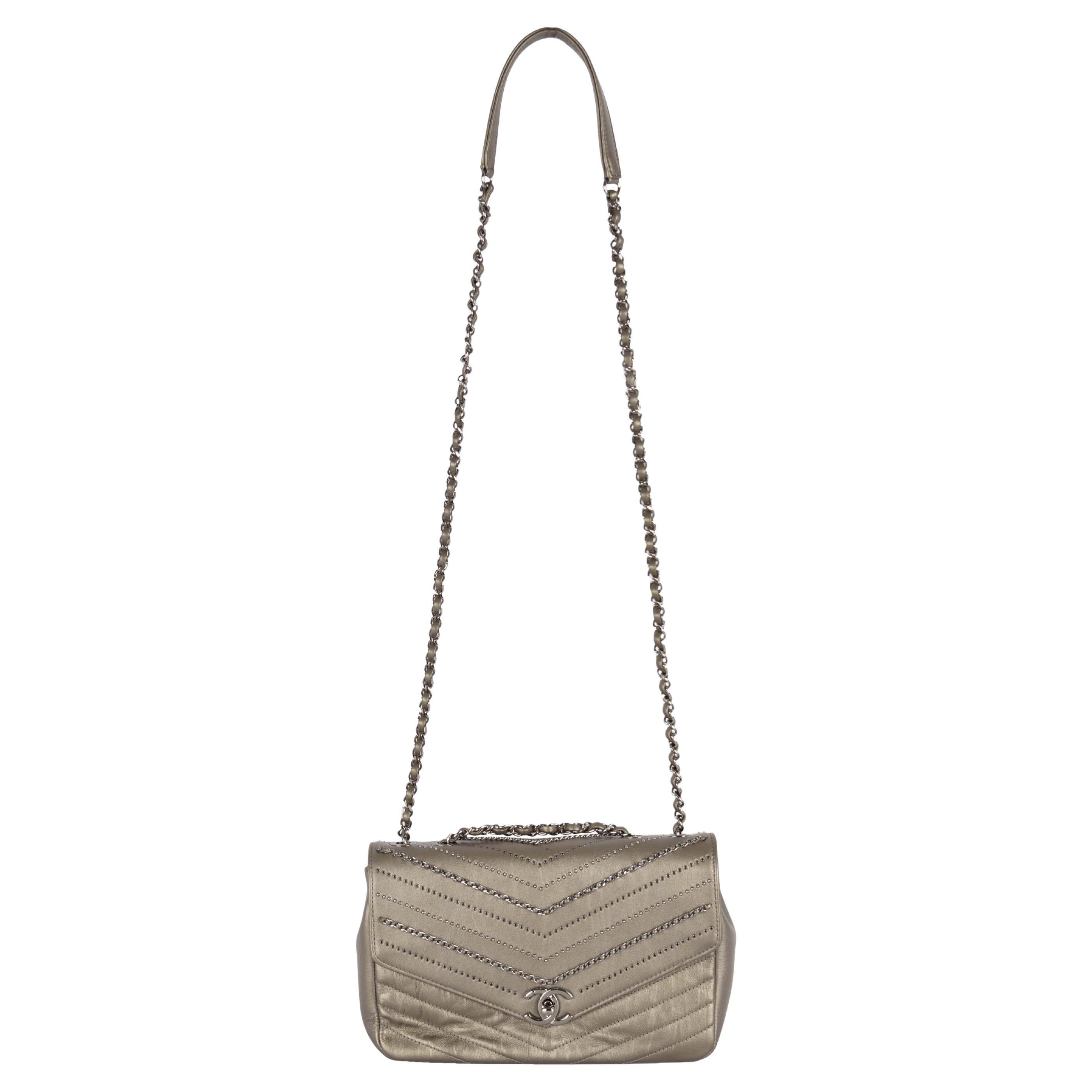 Chanel Embelished 'Chain Sequins' Chevron Flap Bag - '10s For Sale