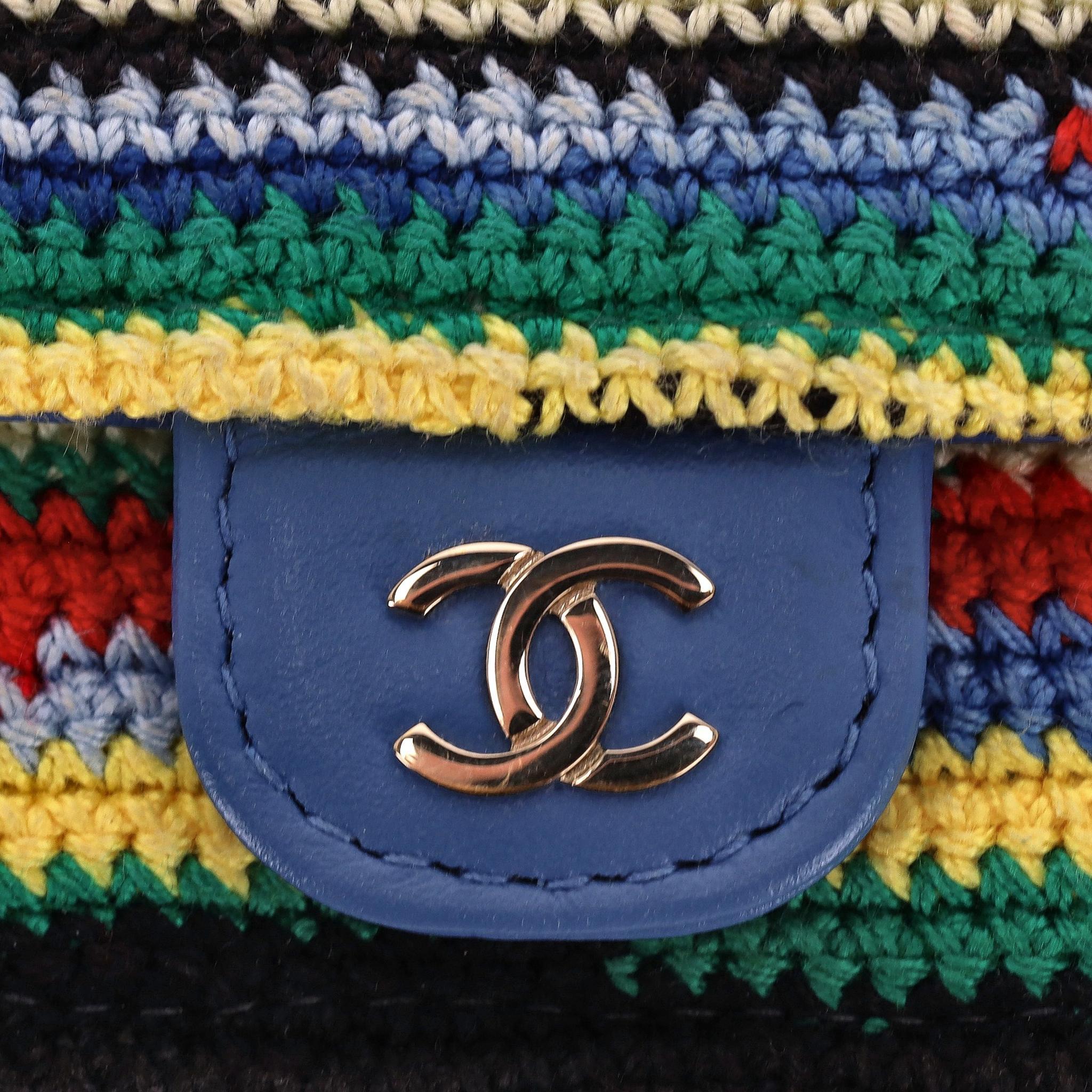 Chanel Embroidered Crochet & Leather 'CC' Logo AirPods Case In Excellent Condition In London, GB