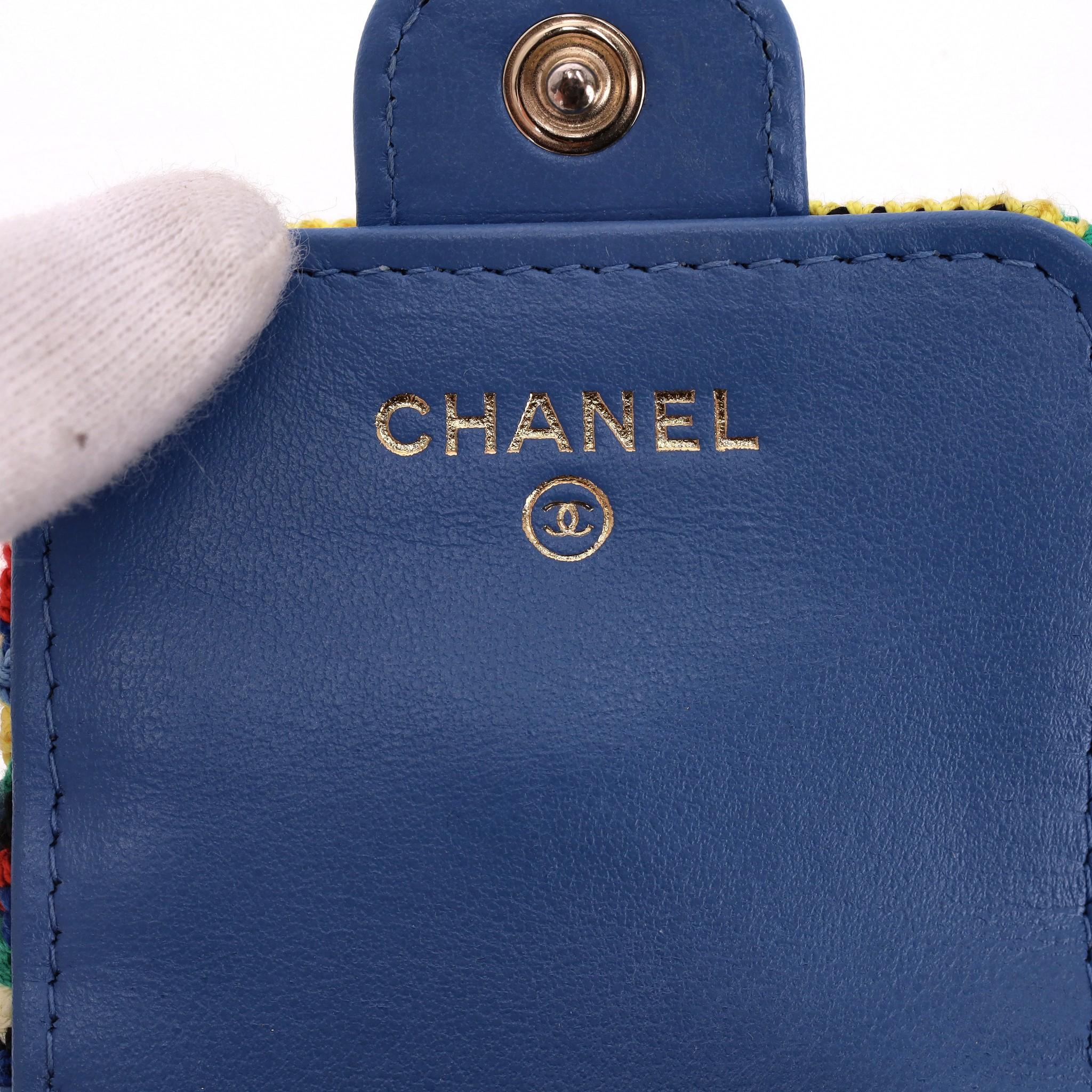 Chanel Embroidered Crochet & Leather 'CC' Logo AirPods Case 4