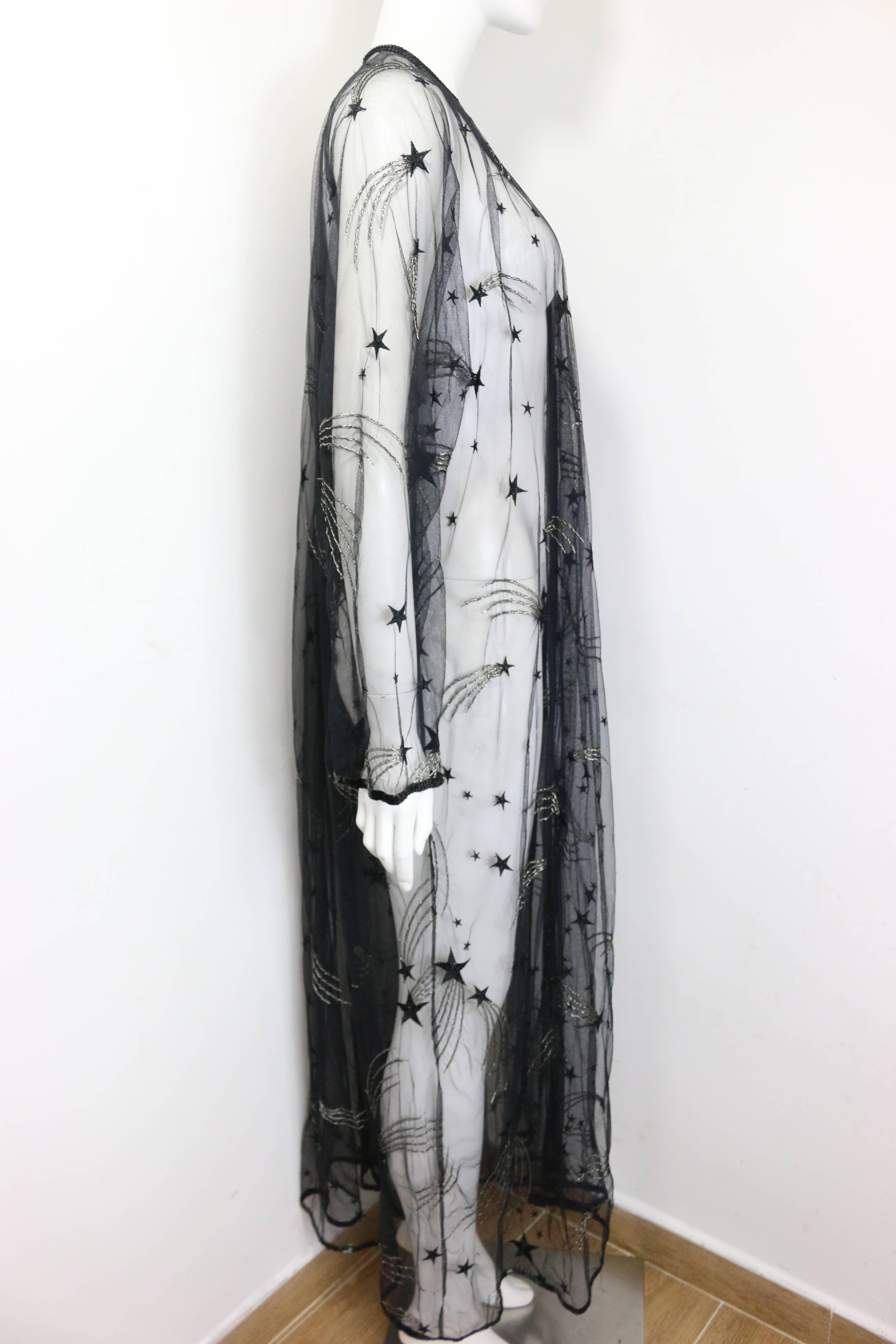 Chanel embroidered evening dress gown In Excellent Condition For Sale In Sheung Wan, HK