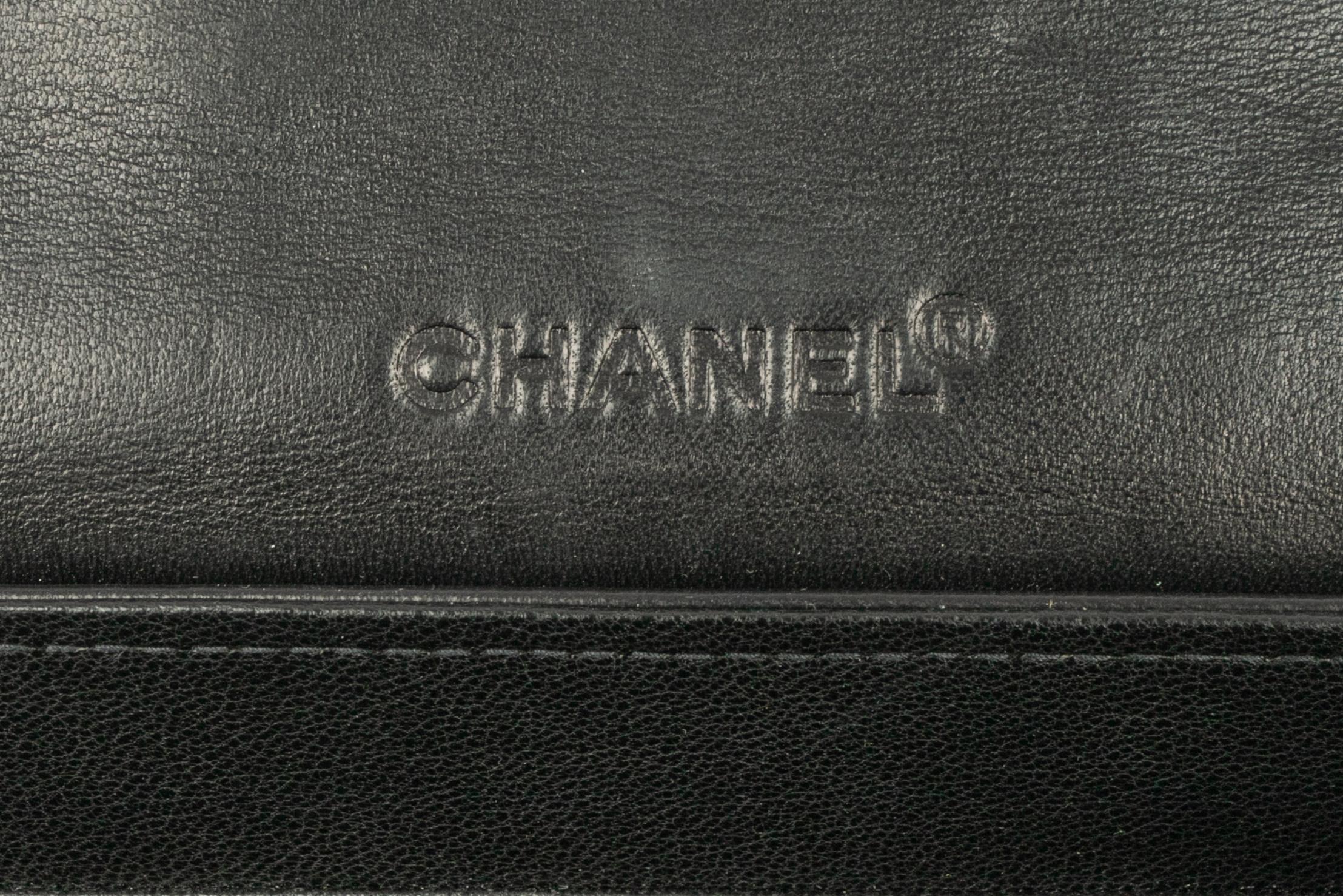Chanel embroidered leather bag 2000 For Sale 6