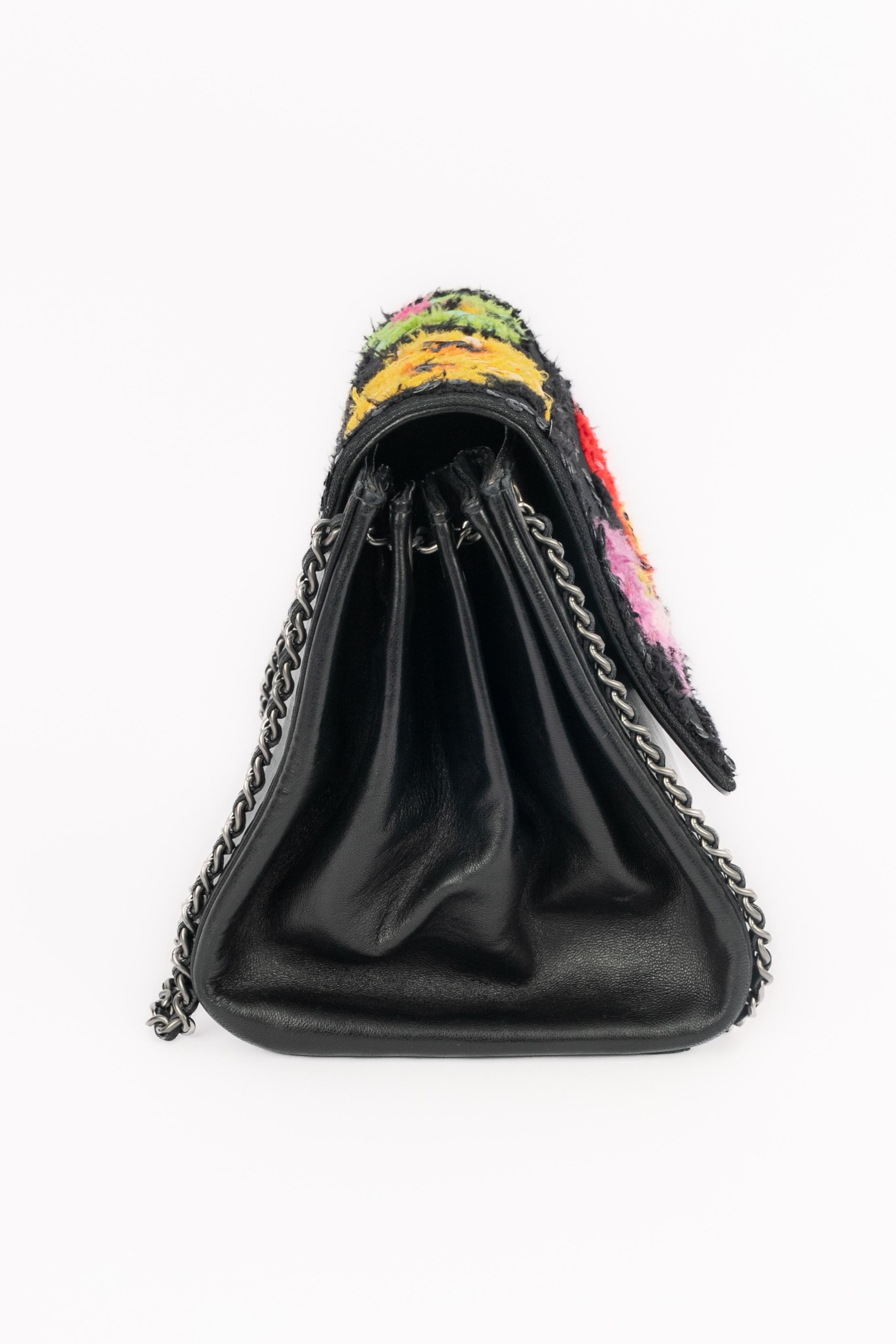 Women's Chanel embroidered leather bag 2000 For Sale