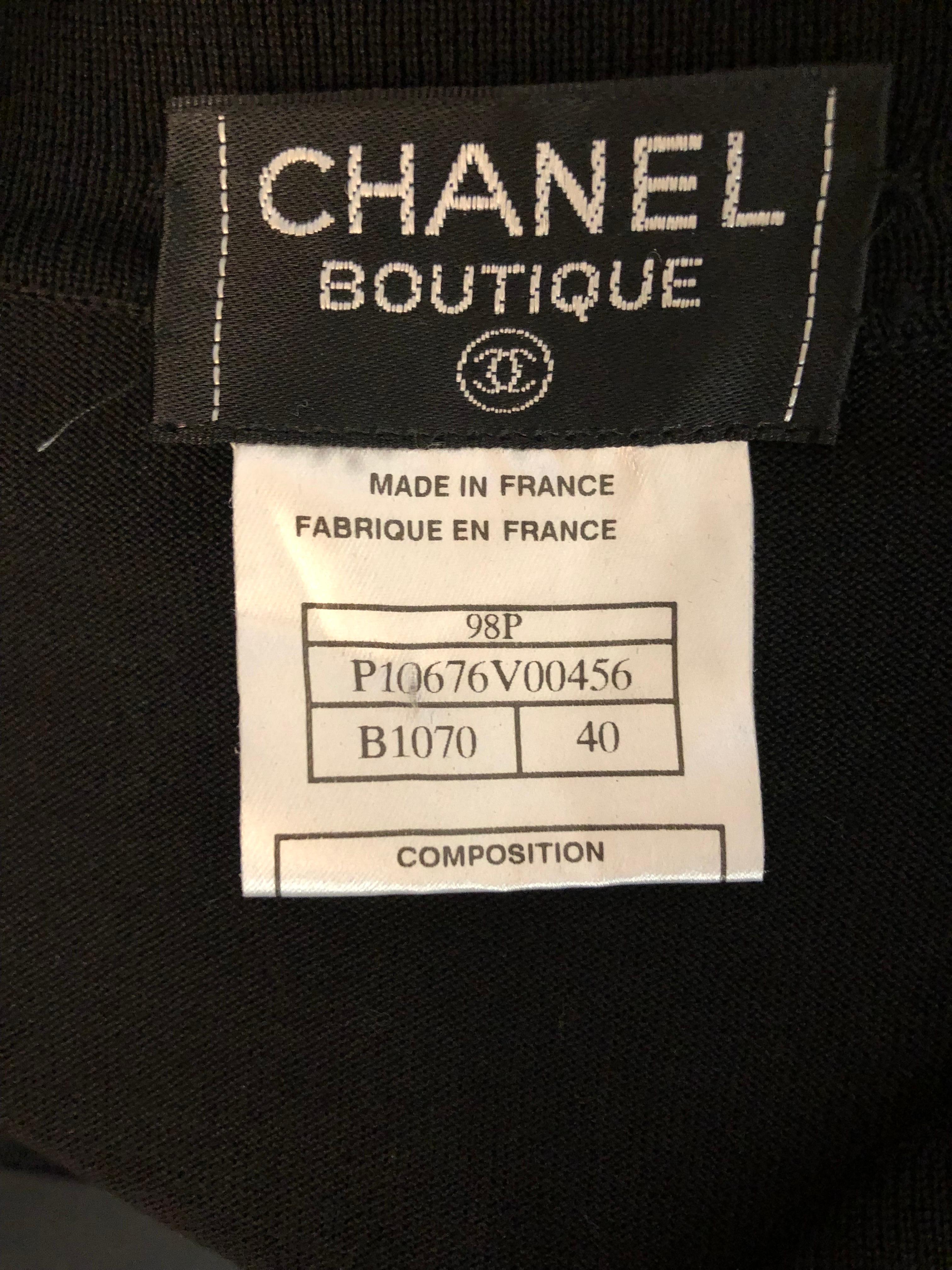Chanel embroidered white CC logo black knitted collared polo top For Sale 1