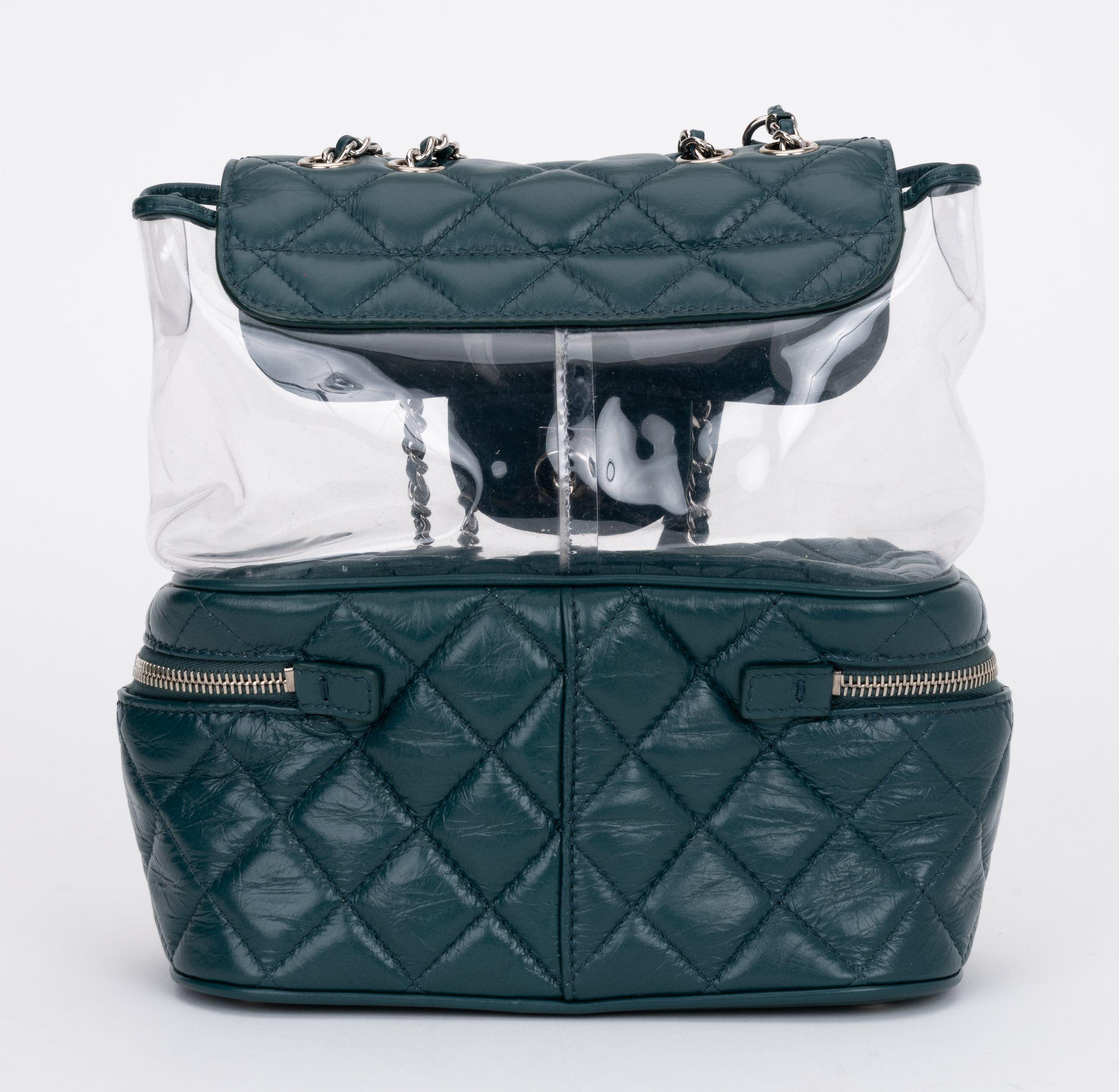 Chanel 2 way green pvc collectible bag. Shoulder tote or cross body. Collection 25.Shoulder drop 9