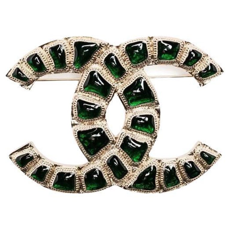 Chanel Pre-owned 2000s CC Embellished Brooch