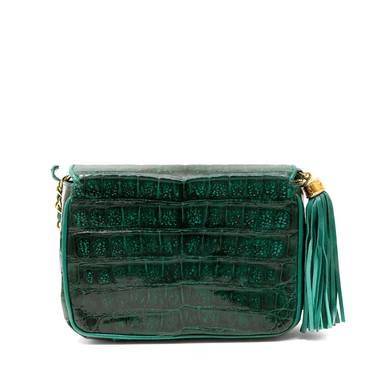 CHANEL bag Emerald green Crocodile Medium flap gold hardware NEW/box at  1stDibs