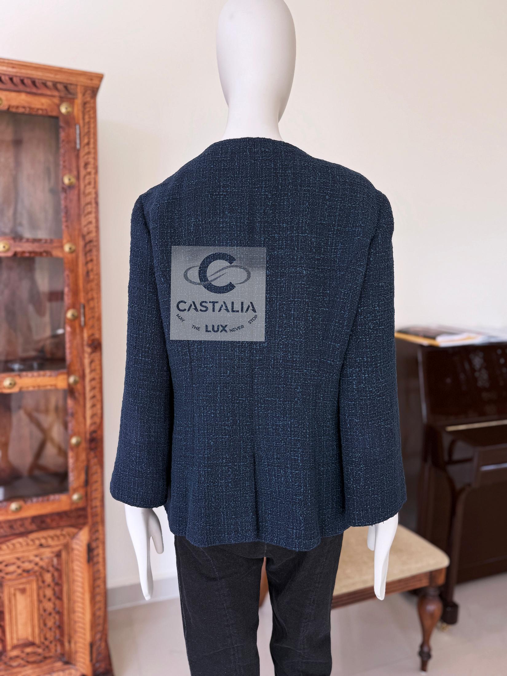 Giacca Chanel in tweed smeraldo con bottoni Gripoix 42 FR in vendita 12