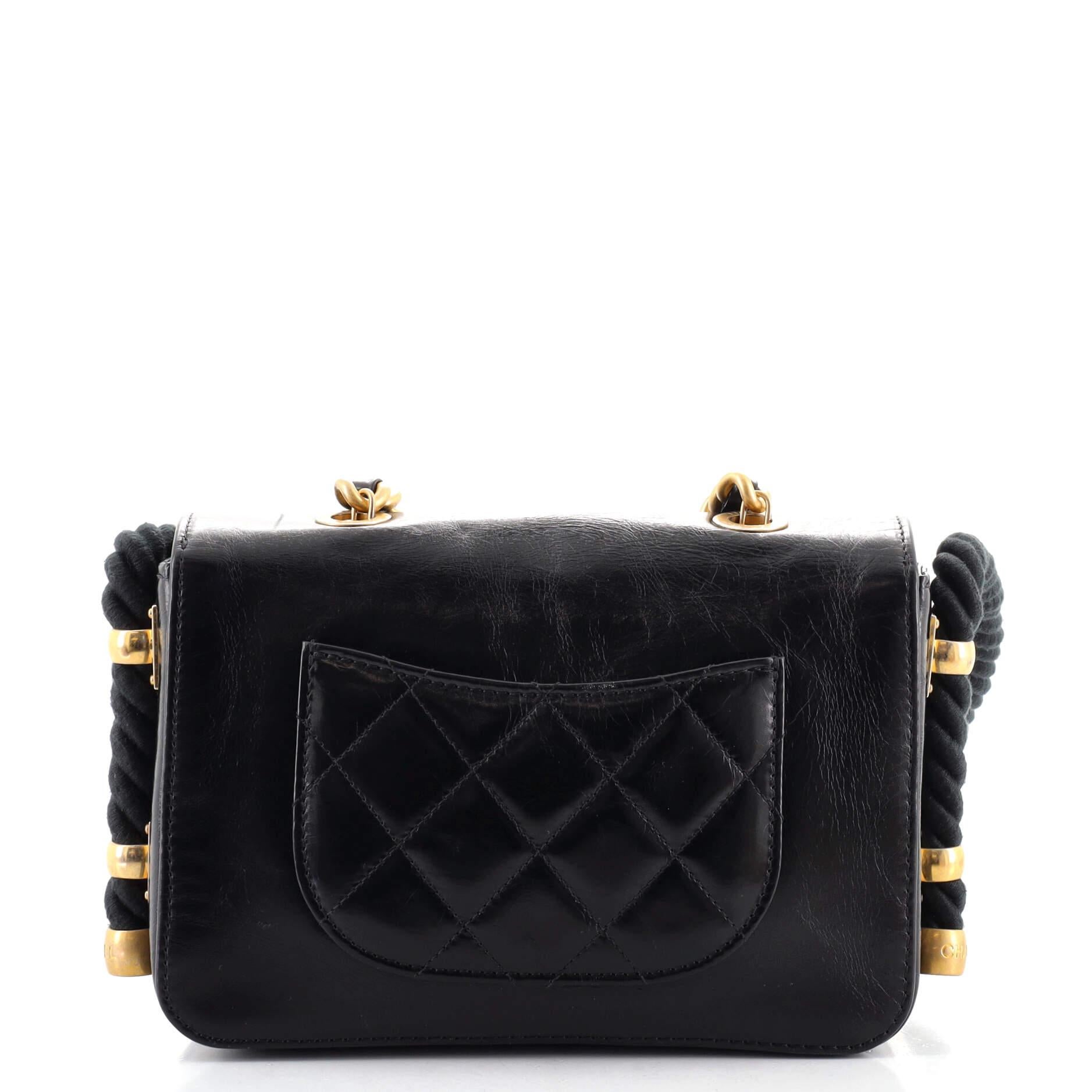 Black Chanel En Vogue Flap Bag Crumpled Calfskin