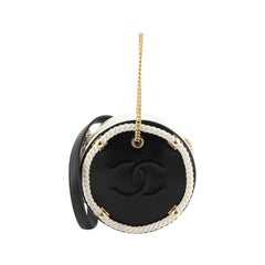 Chanel En Vogue Round Bag Crumpled Calfskin Small 
