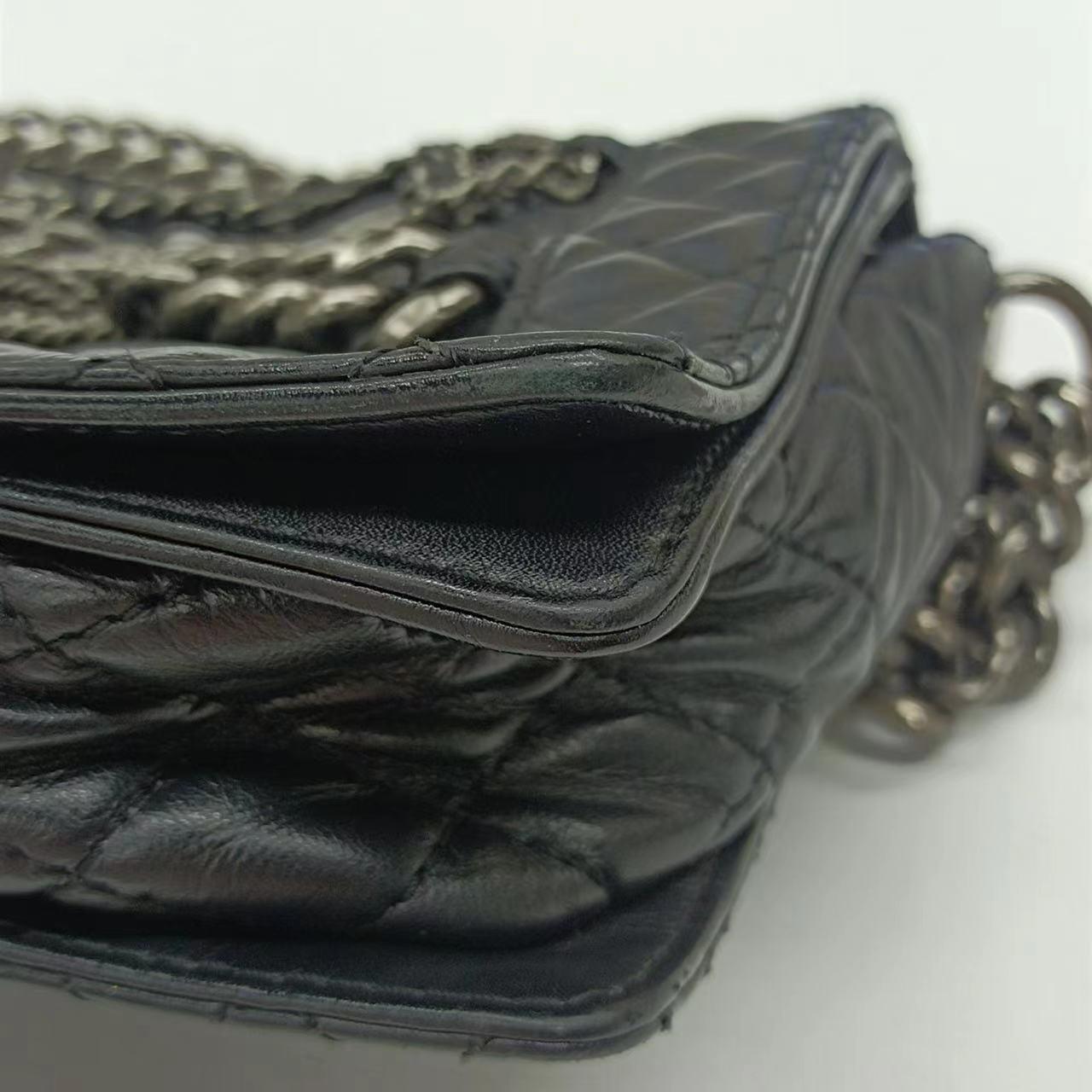 Chanel Enchained Boy Bag 2012 Schwarze Leder Medium Klappentasche im Angebot 13