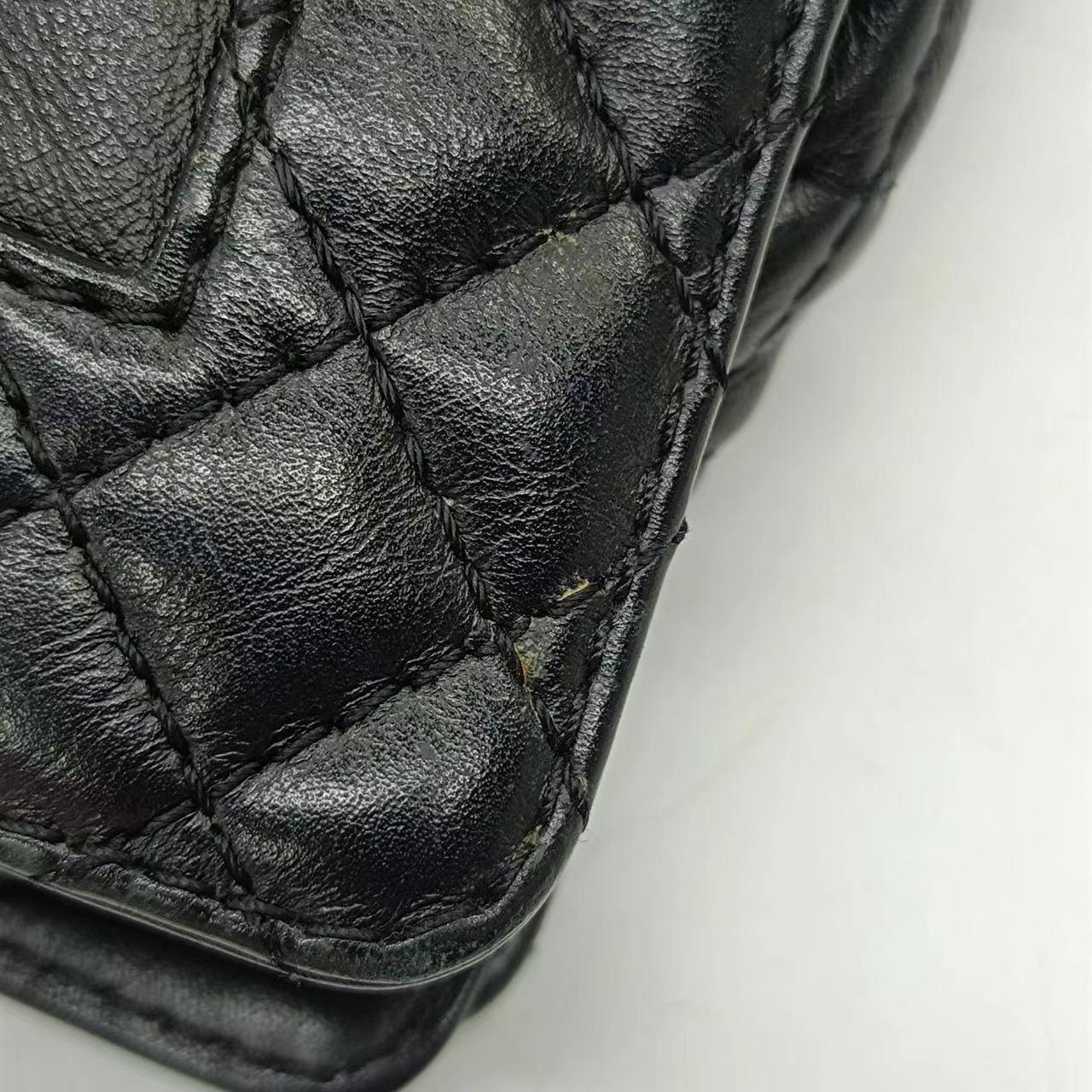 Chanel - Sac à main en chaîne 2012 - Sac à rabat moyen en cuir noir en vente 13