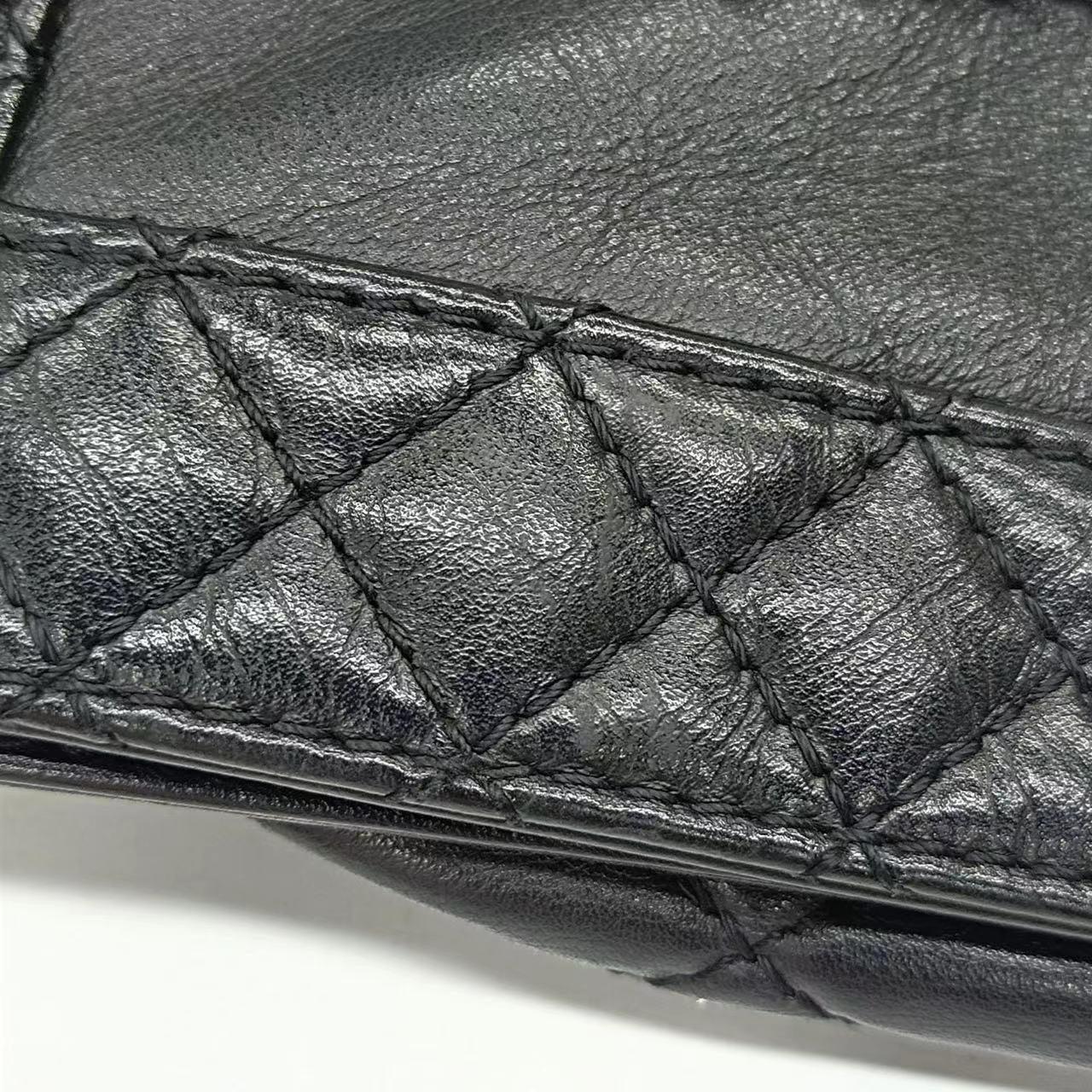Chanel - Sac à main en chaîne 2012 - Sac à rabat moyen en cuir noir en vente 14