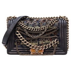 Chanel Enchained Boy Tasche