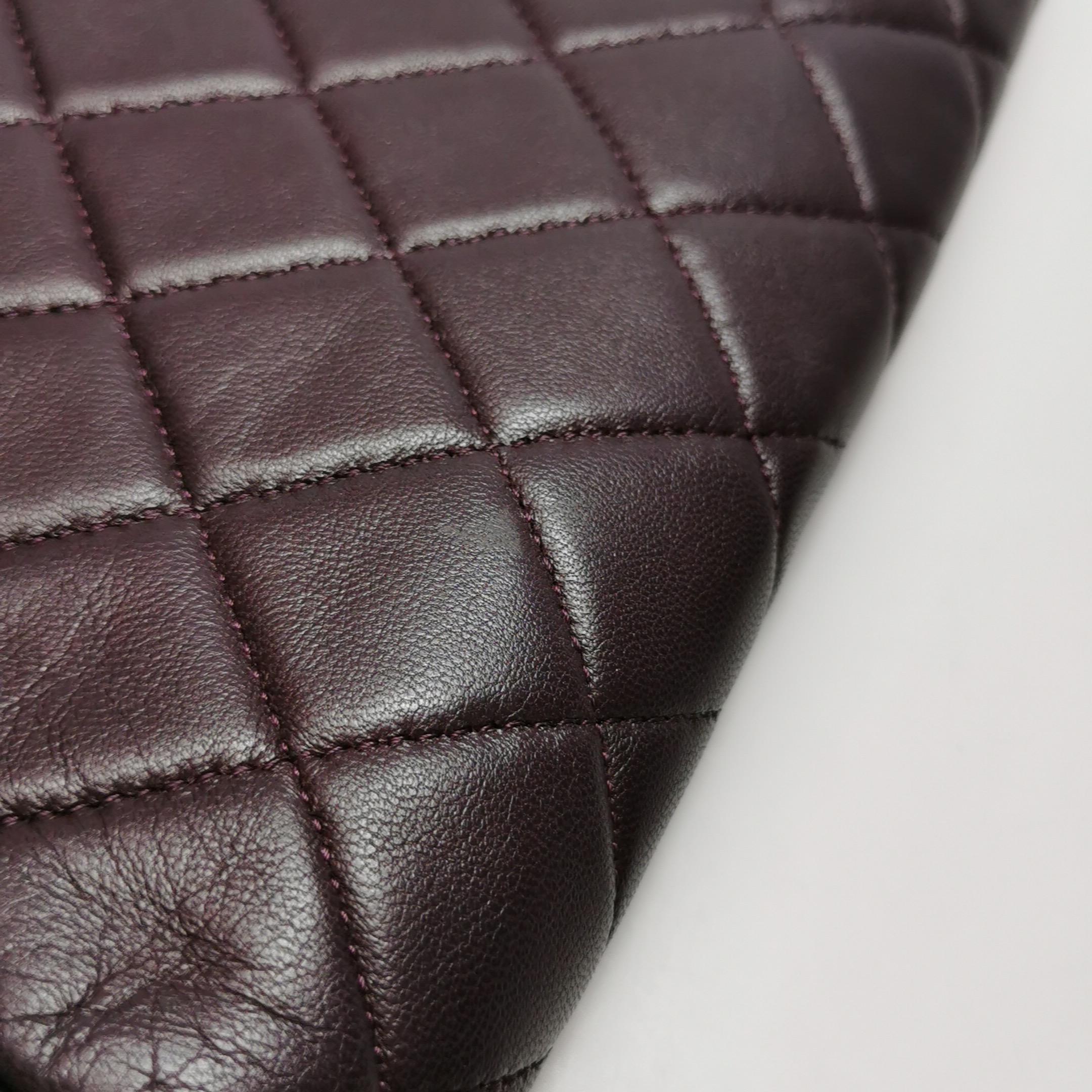 Chanel Envelope Clutch Shoulder Bag Burgundy Wine Lambskin Leather Silver Hardwa For Sale 10