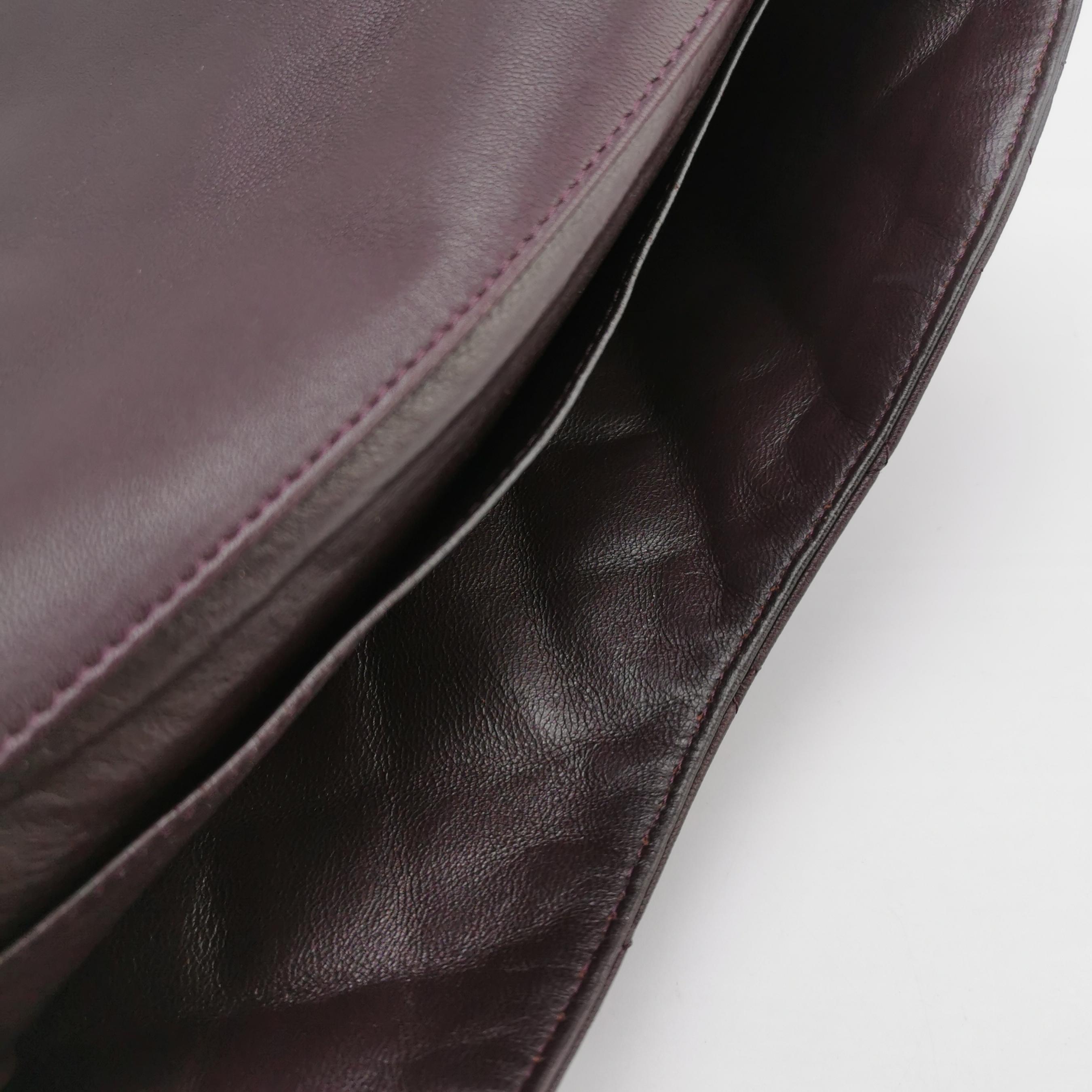 Chanel Envelope Clutch Shoulder Bag Burgundy Wine Lambskin Leather Silver Hardwa In Good Condition For Sale In AUBERVILLIERS, FR