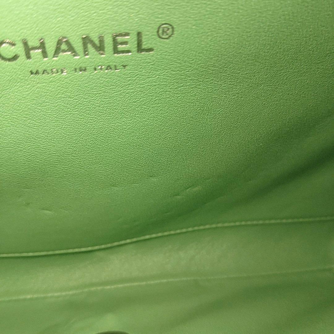 Chanel Envelope Clutch with Chains 2013 Shoulder Bag Apple Green Patent Leather For Sale 8