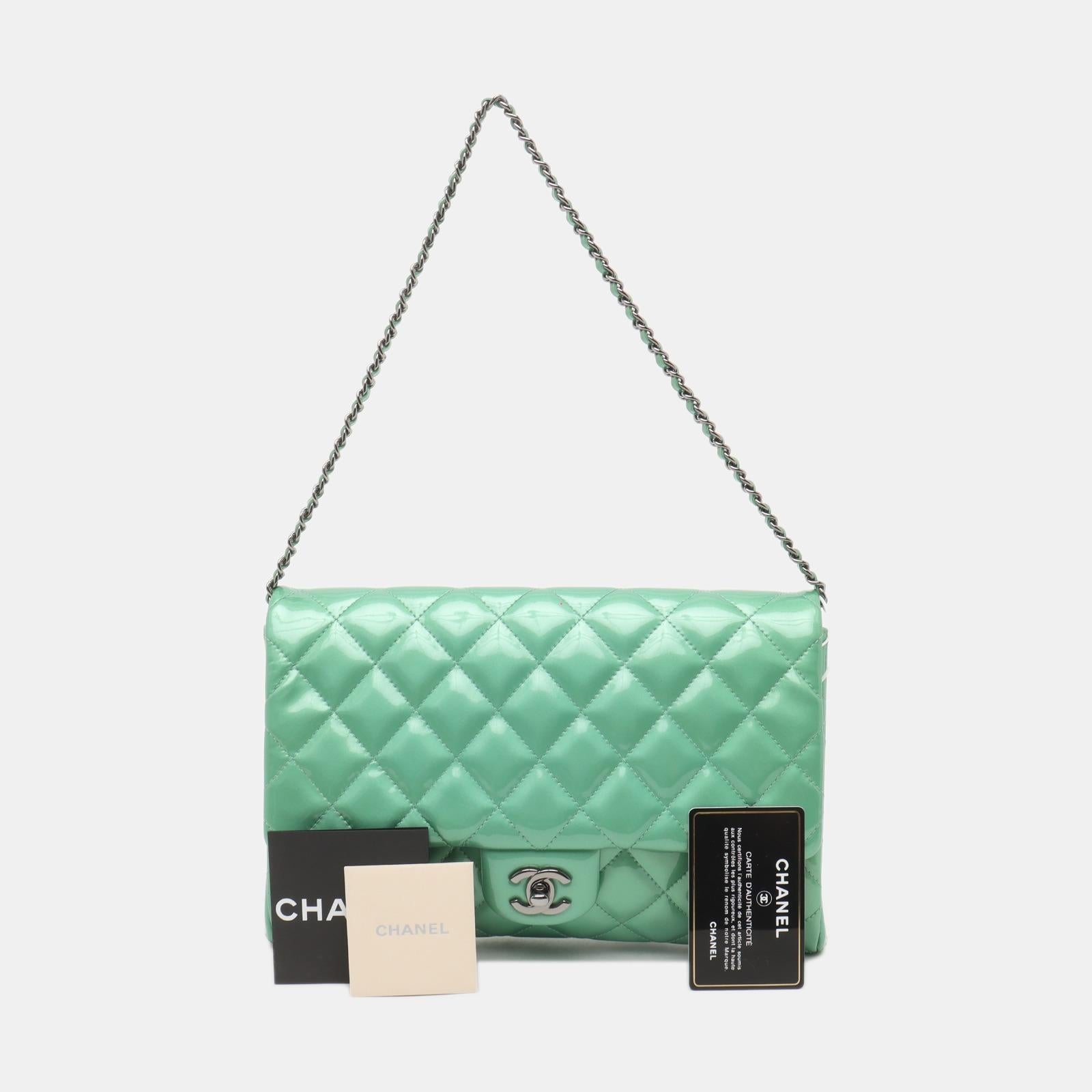 Chanel Envelope Clutch with Chains 2013 Shoulder Bag Apple Green Patent Leather For Sale 5