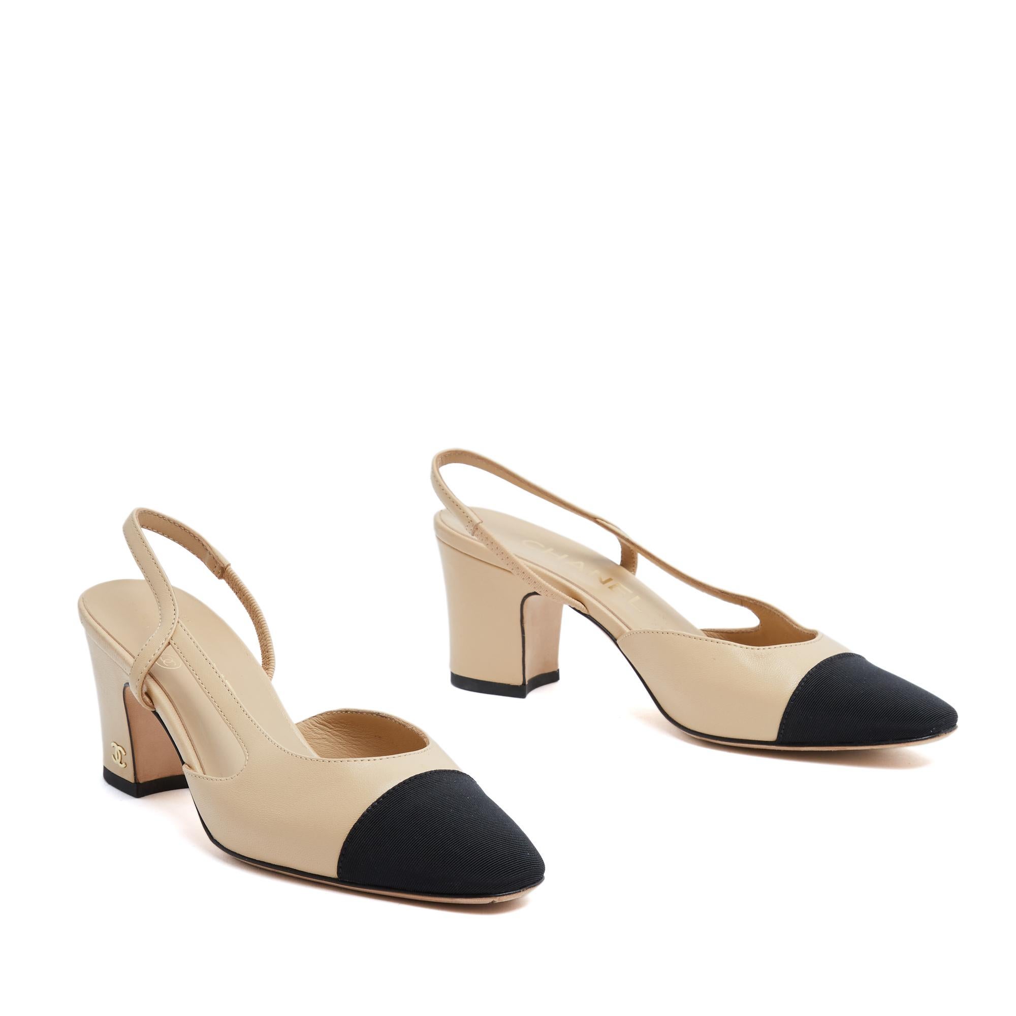 Chanel Escarpins EU36 Beige Schwarz Klassisch Slingbacks Heels Schuhe UK3.5 US6 im Zustand „Hervorragend“ im Angebot in PARIS, FR