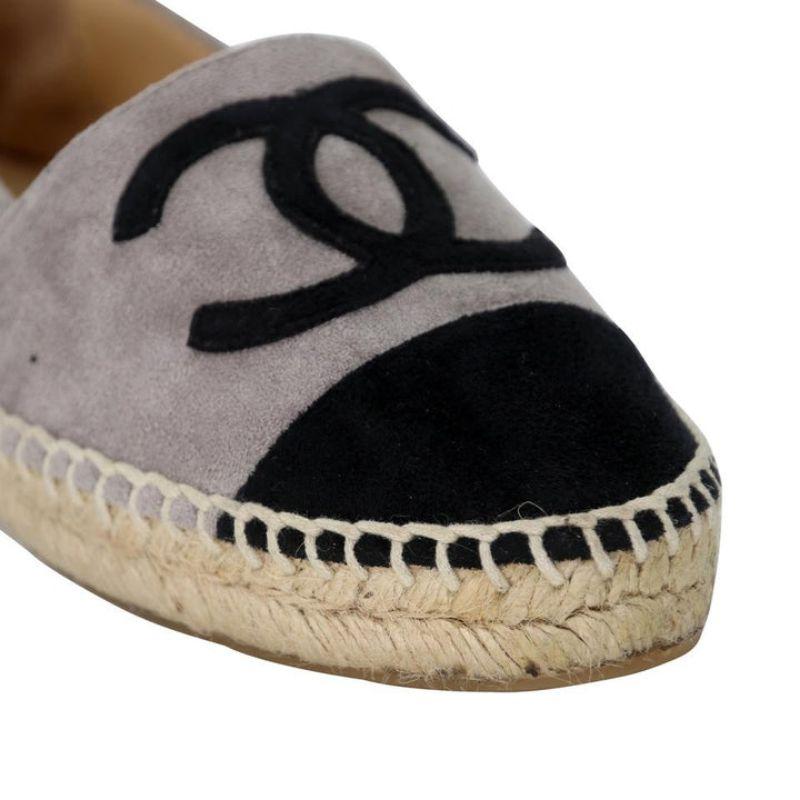 Chanel Espadrille 34 Wildleder Cap Toe CC Flats CC-0525N-0210 im Zustand „Gut“ im Angebot in Downey, CA