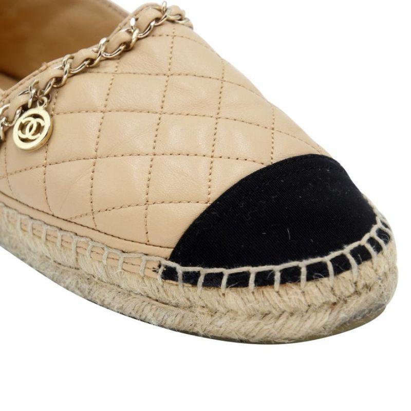 Chanel Espadrille 36 Leather Chain Quilted Flats CC-0225N-0043

These youthful and fun Chanel Beige/Black Espadrille Flats can enhance any style. These highly sought after espadrilles are a must have for any trendy fashionista! These flats include