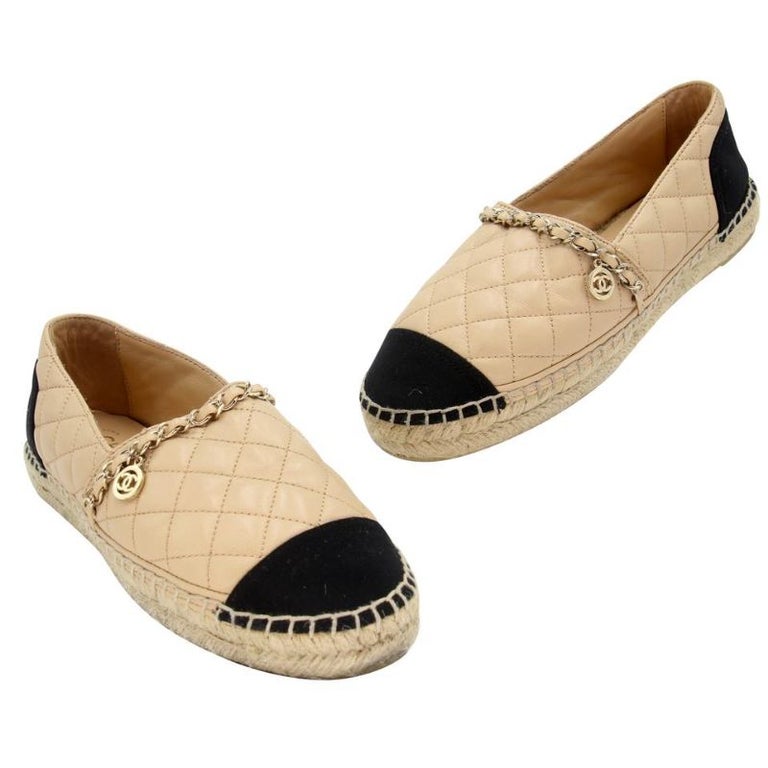 Chanel Espadrille 36 Leather Chain Quilted Flats CC-0225N-0043 For Sale at  1stDibs