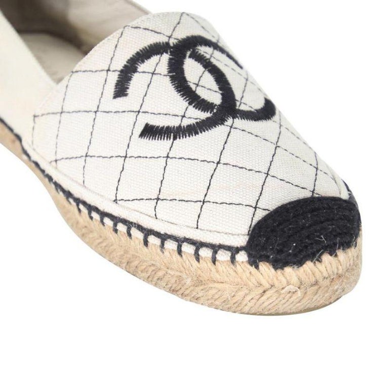 Chanel Espadrille 36 Quilted Canvas Embroidered Stacked Flats CC-0505N-0157  For Sale at 1stDibs