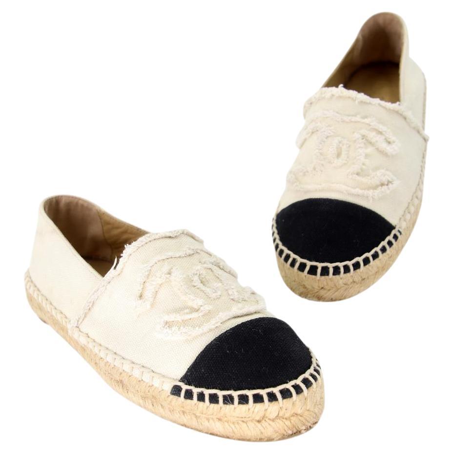 Chanel Bi Tones Quilted White Leather /Black Patent Leather Flats For ...