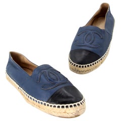 Chanel Espadrille 37 Leather CC Cap Toe Flats CC-0503N-0142