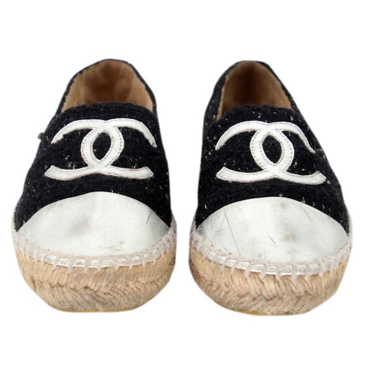 Chanel Espadrille 37 Large CC Leather Embroidered Cap Toe Flats  CC-0803N-0004 For Sale at 1stDibs