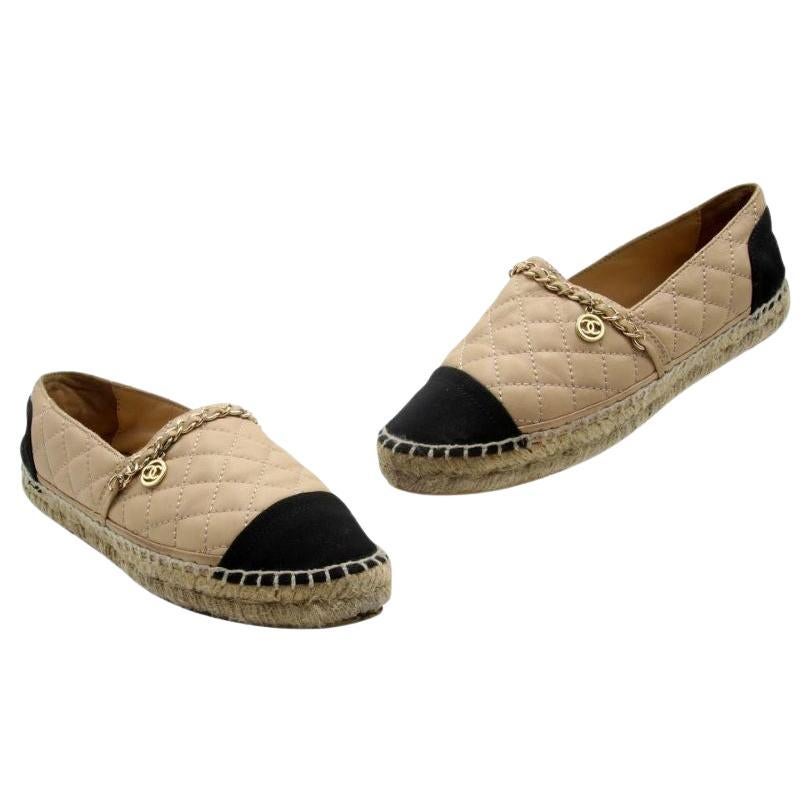 Chanel Espadrille Quilted 37 Leather Chain Flats CC-0203N-0001 For Sale