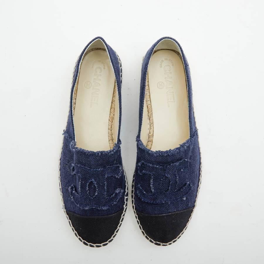 Women's CHANEL Espadrilles in Two-tone Blue and Black Denim Size 40