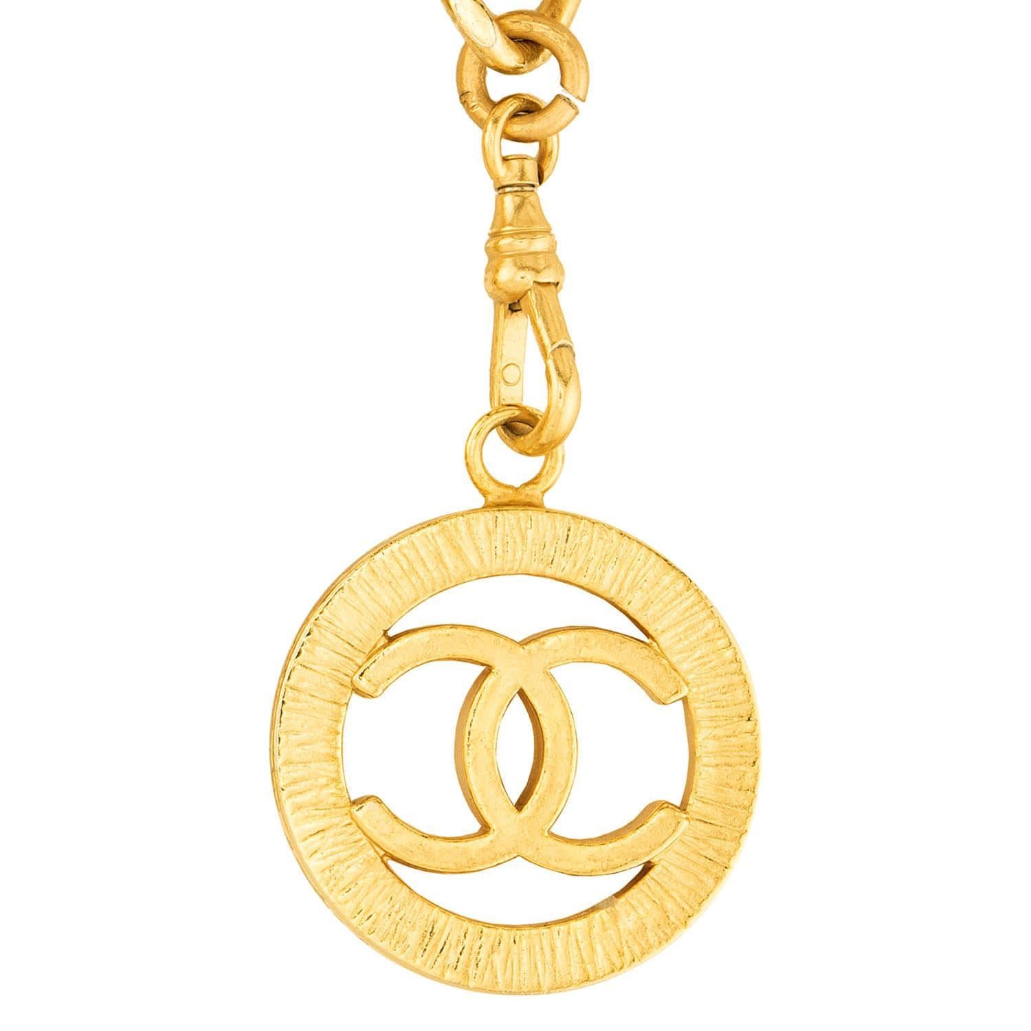 Cintura a catena Chanel Estate con placca d'oro e argento massiccio in vendita 3