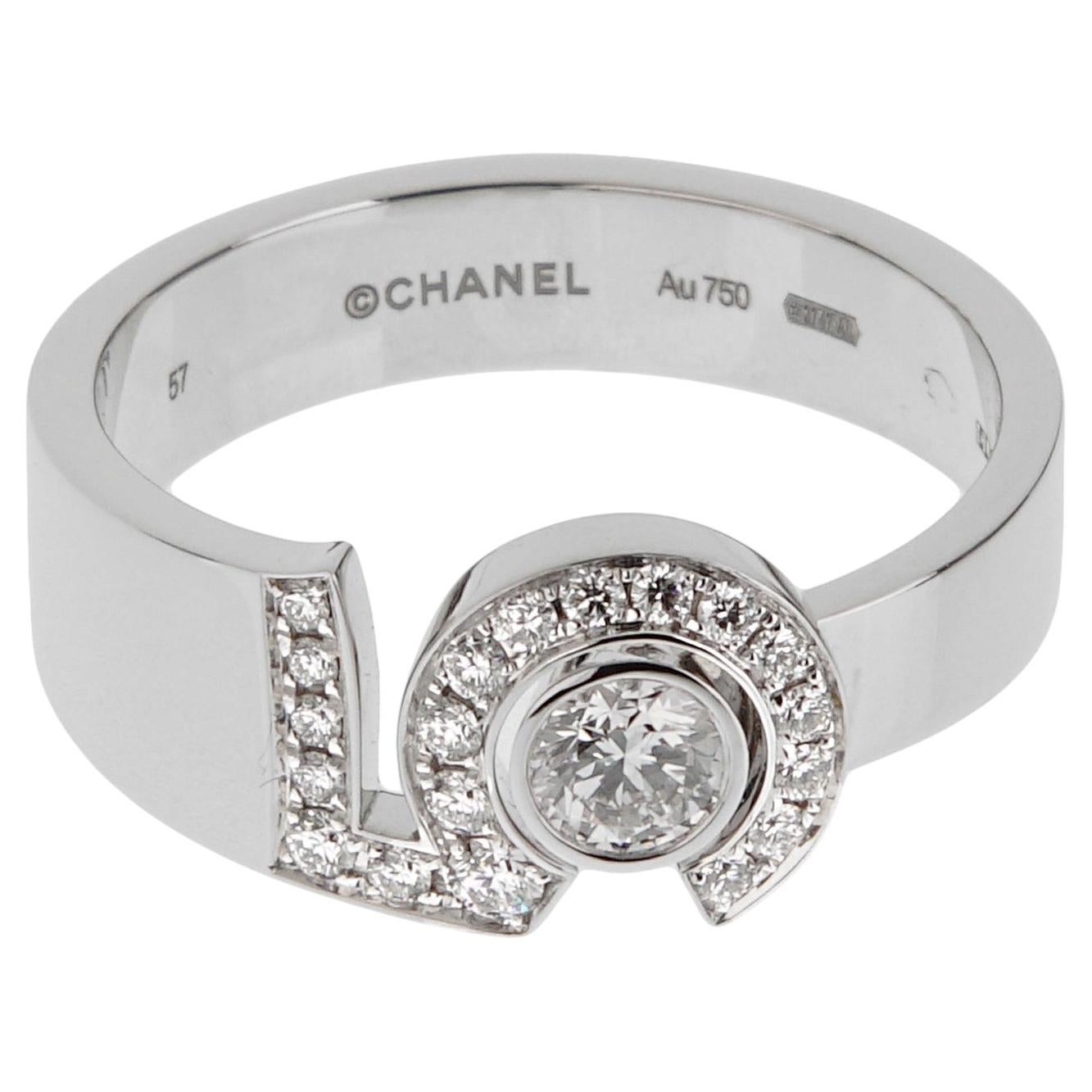 Chanel Eternal N°5 Bague de cocktail en or blanc 18 carats avec diamants