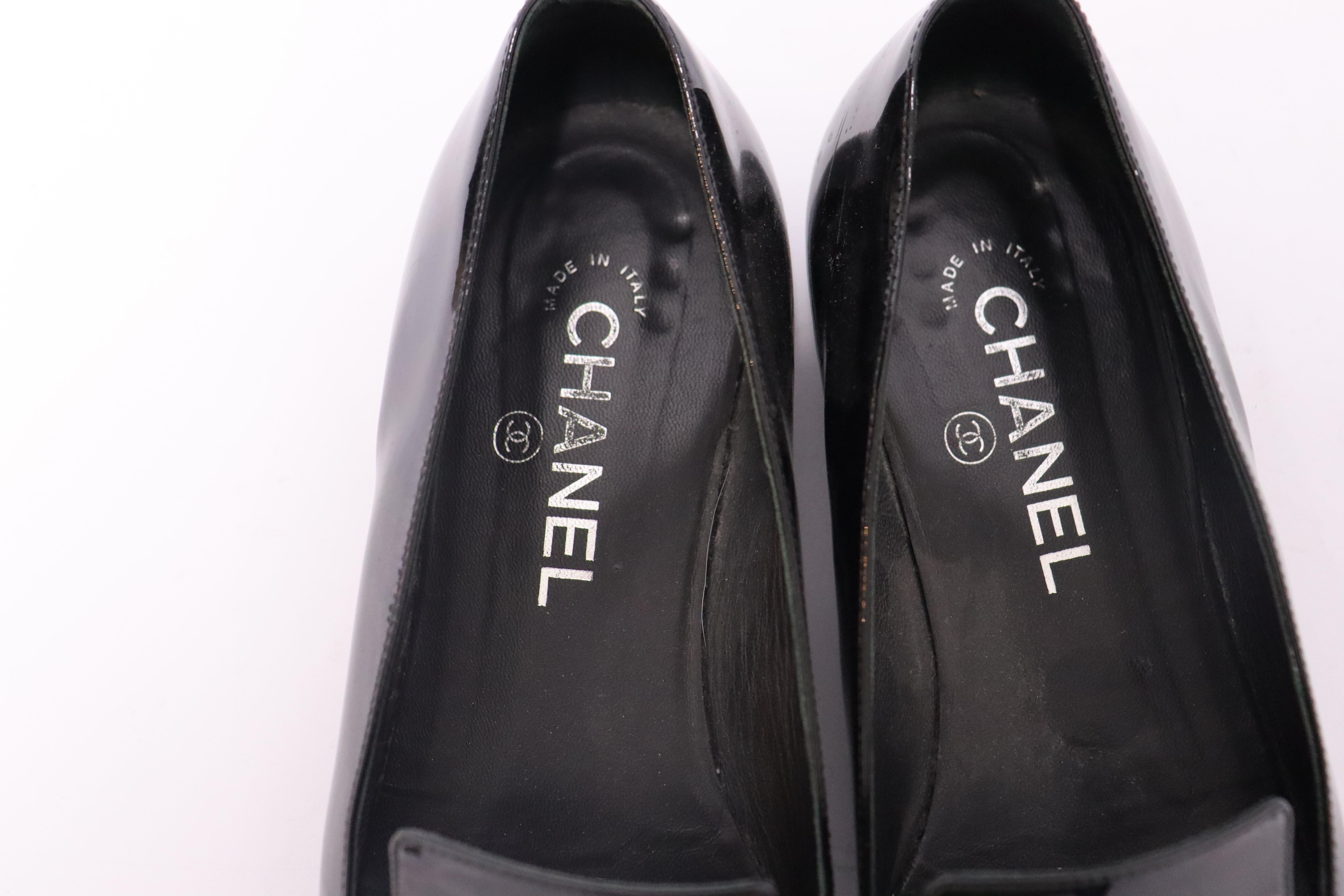 Chanel EU 37 Black Patent Leather Loafers For Sale 3