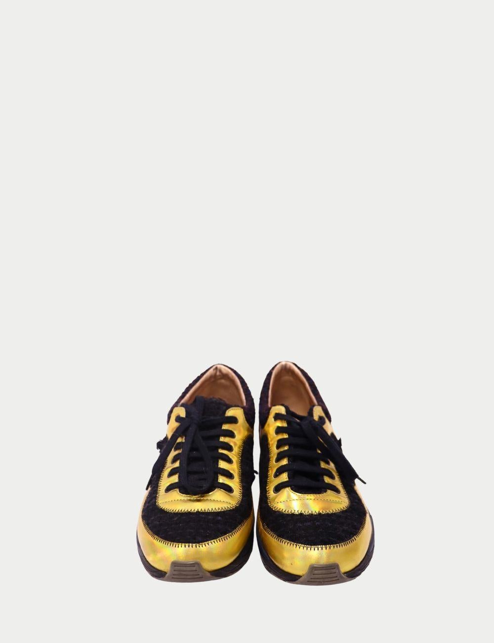 Chanel - EU 38.5 en Bueno estado para la venta en Amman, JO