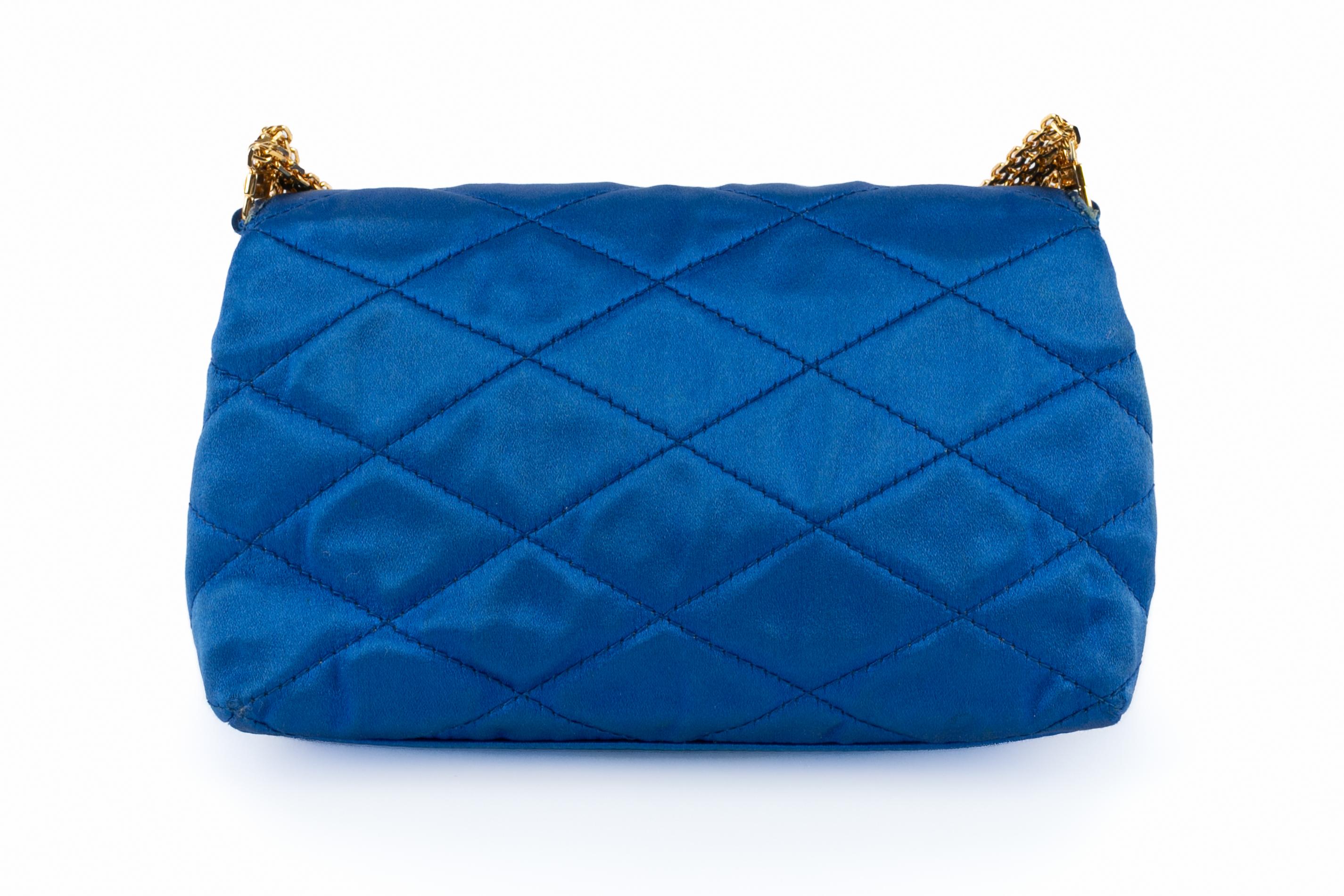 Femenino o masculino Bolso de noche Chanel 1988 en venta
