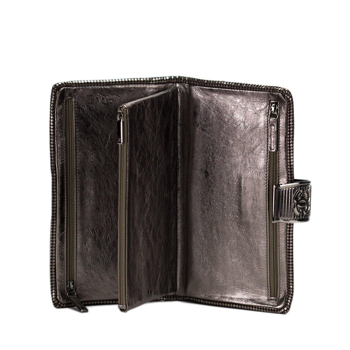 Chanel Abend Gala Glitter Laser Etched Kettenhemd Metallic Clutch im Angebot 2