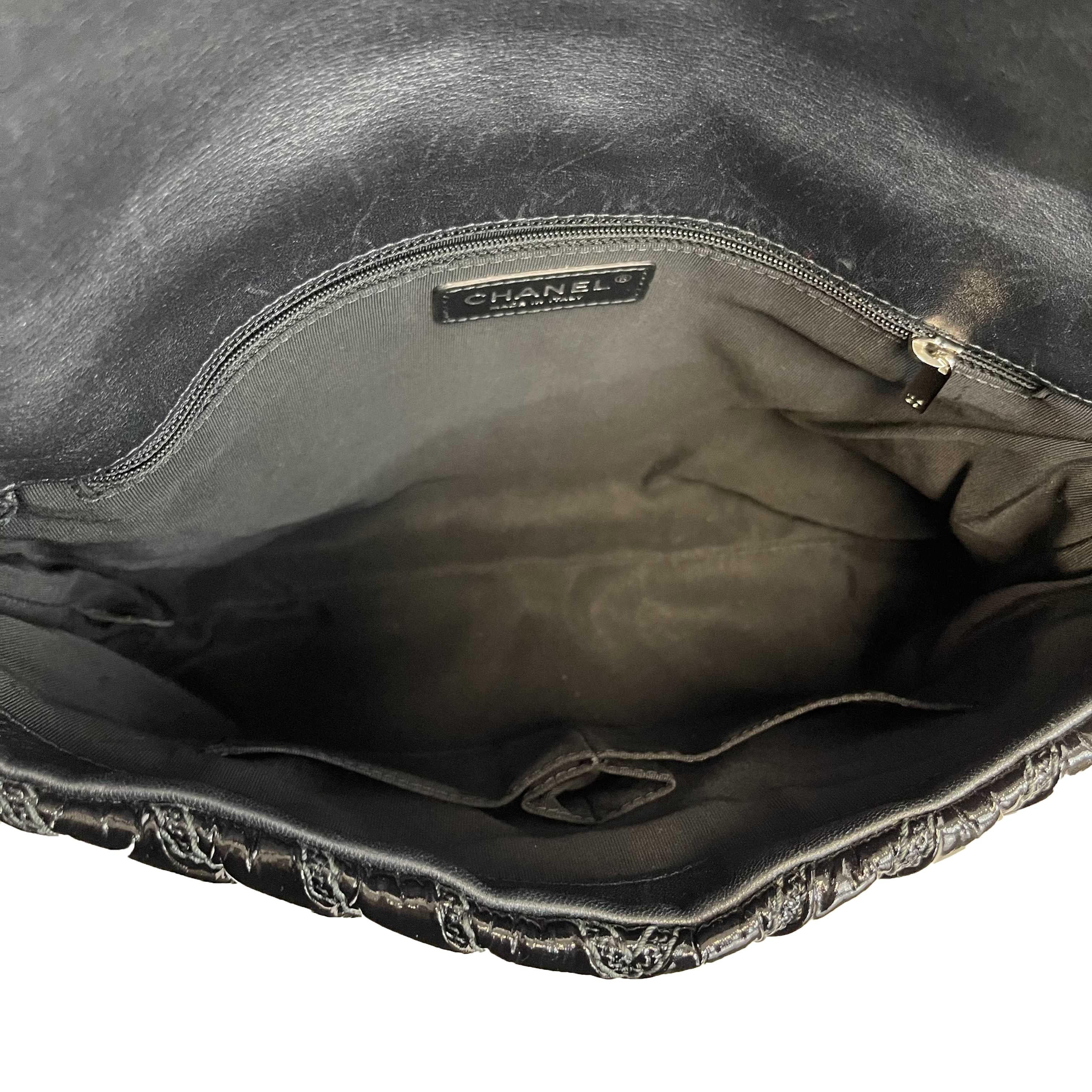 Chanel - Excellent - Maxi Chevron Space Suit Flap Black Shoulder Bag 10