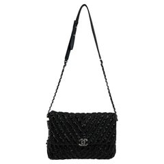 Chanel - Excellent - Maxi Chevron Space Suit Flap Black Shoulder Bag