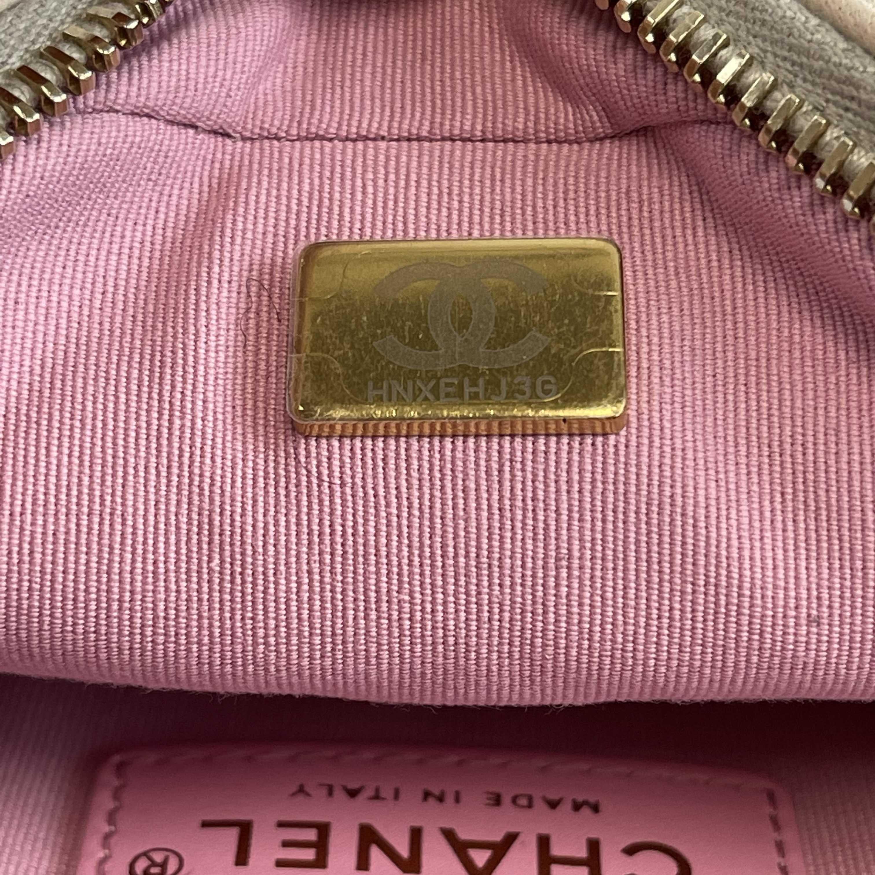 Women's Chanel - Excellent - Mini Camera Case 23P - CC Color Block Crossbody
