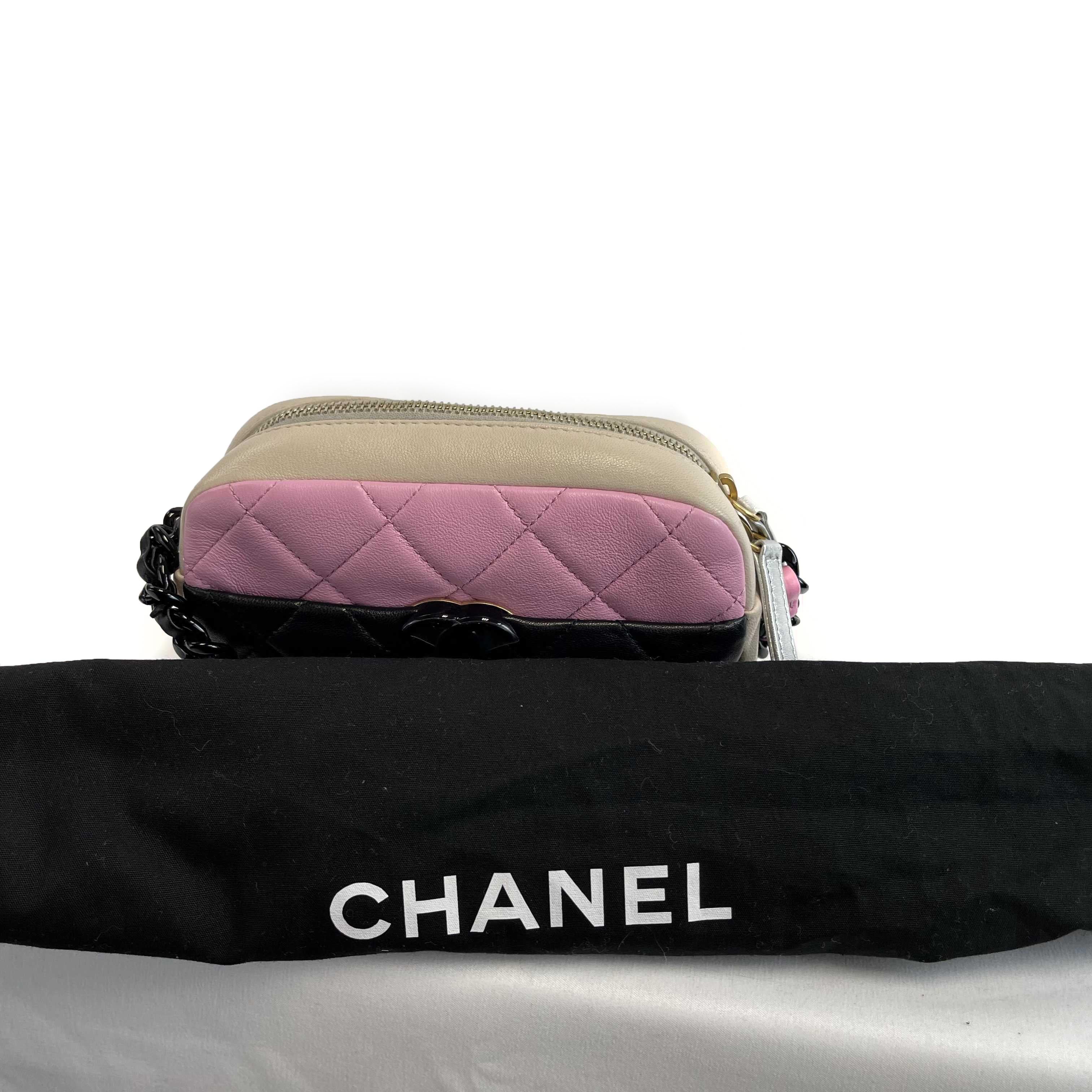 Chanel - Excellent - Mini Camera Case 23P - CC Color Block Crossbody 2