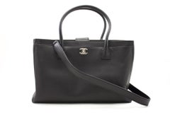 CHANEL Executive Tote Caviar Umhängetasche Handtasche Leder Schwarz