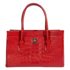 Chanel Executive Tote Aligátor Mate SHW